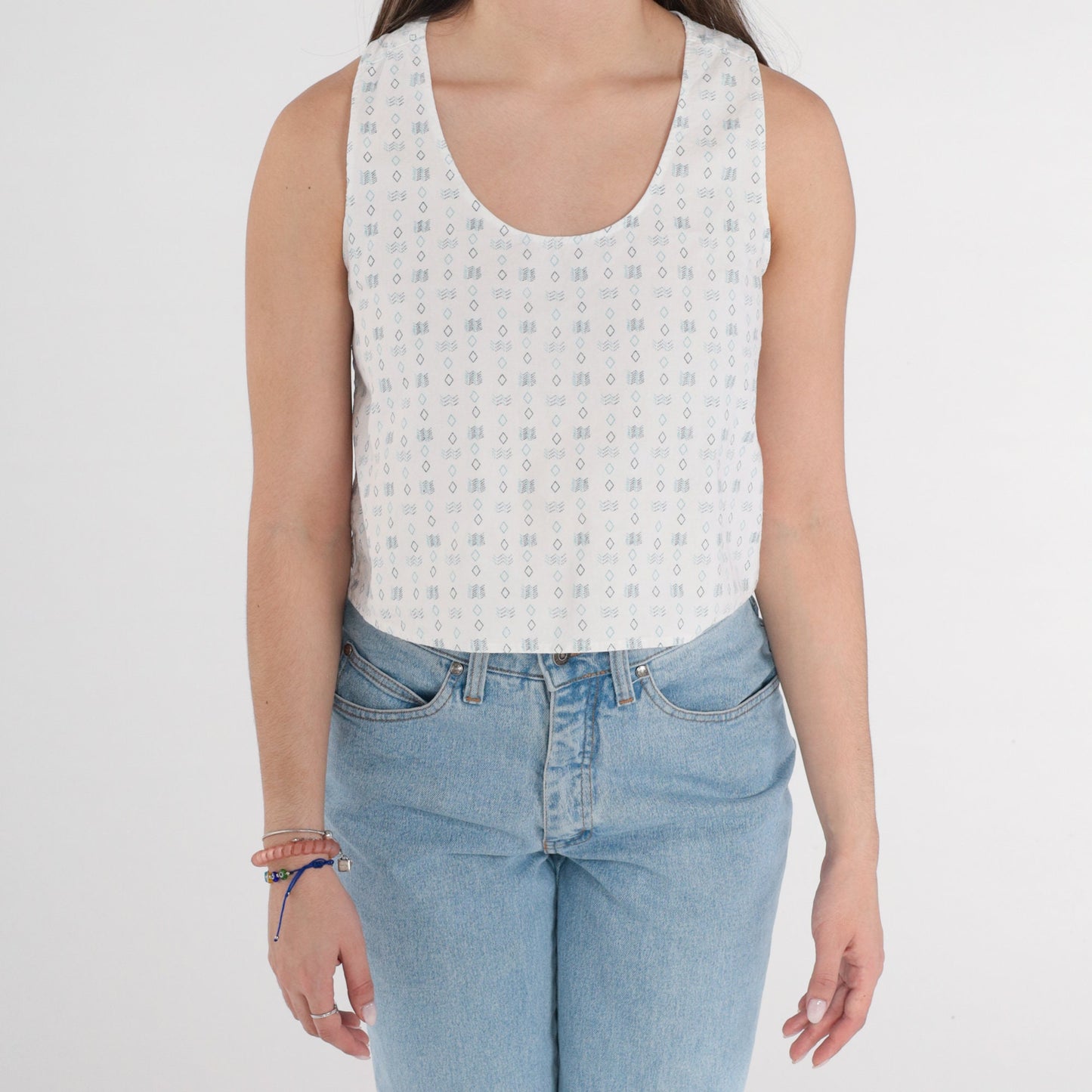 90s White Crop Tank Top Racerback Diamond Zigzag Print Small