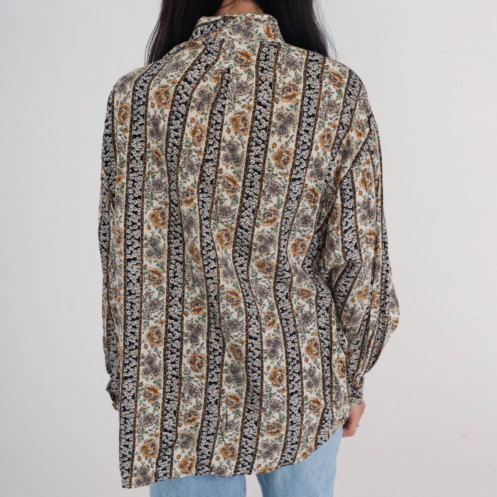 90s Krazy Kat Floral Button-Up Blouse Long Sleeve Collared Shirt Large L