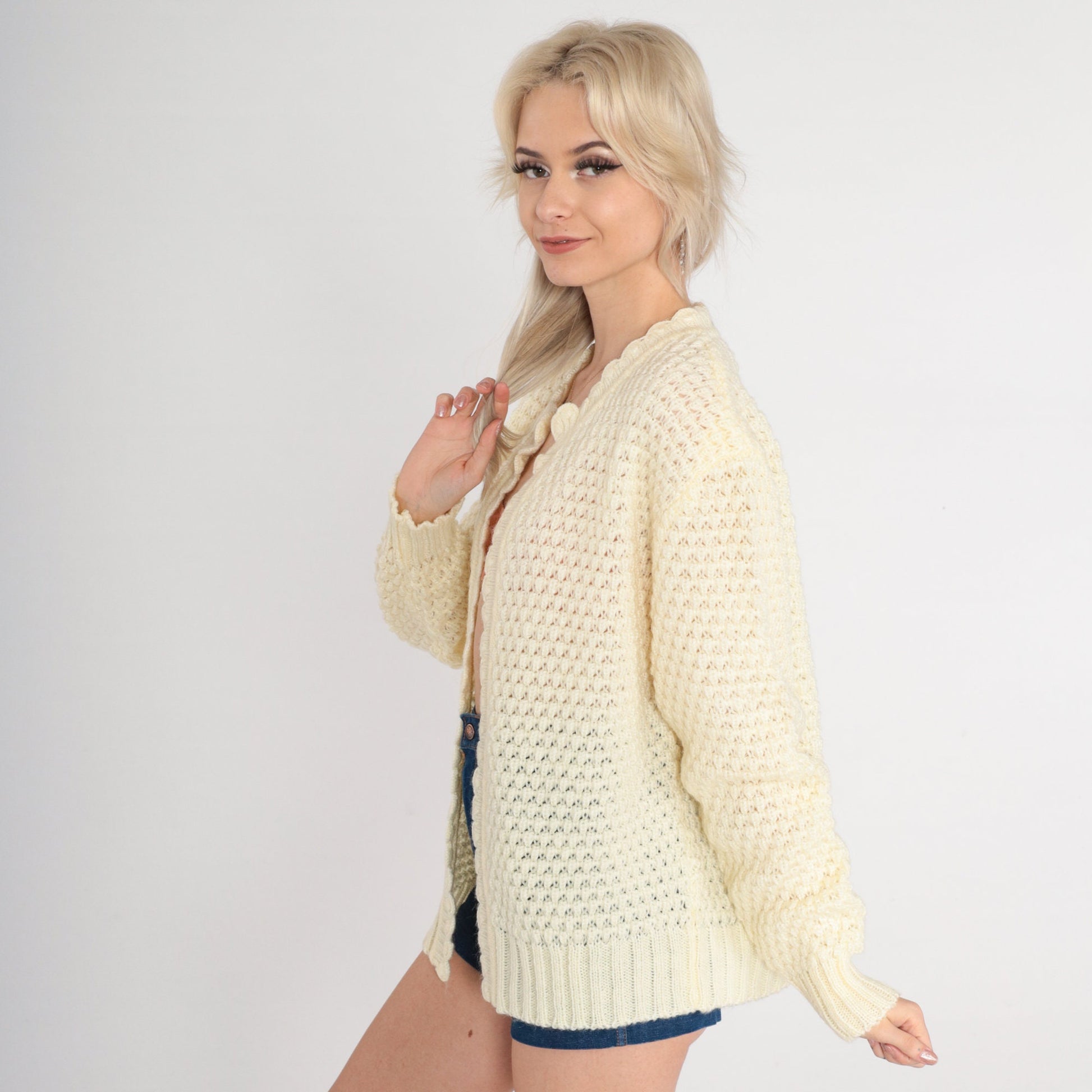 70s Cream Pointelle Cardigan Chunky Knit Scalloped Open Front Large