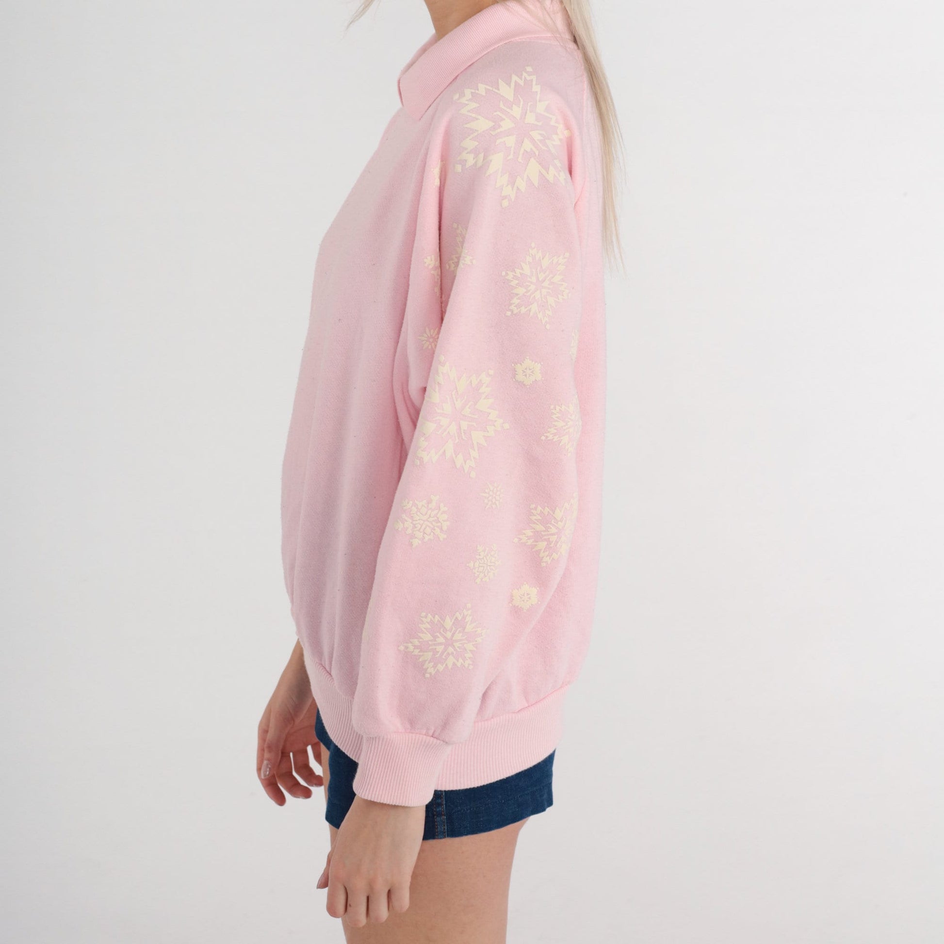 90s Gitano Snowflake Raglan Sweatshirt Baby Pink Collared Medium M