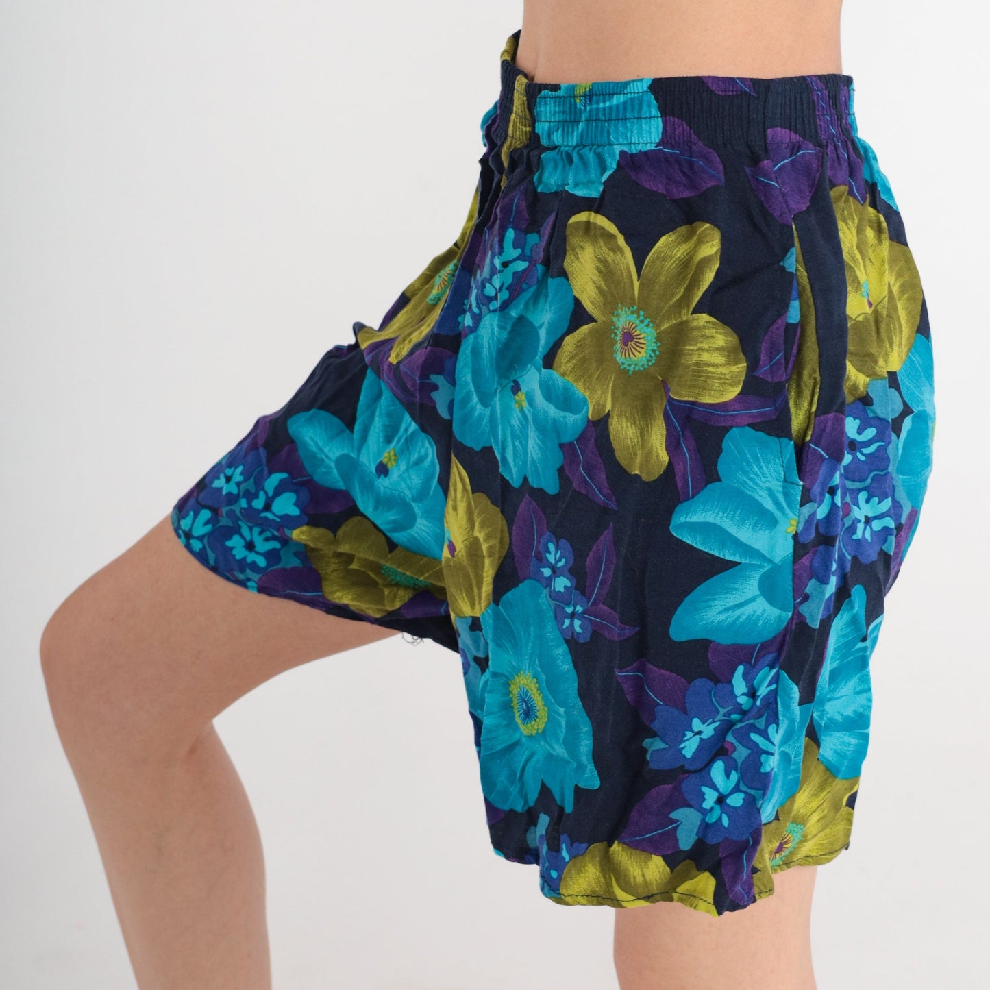90s Tropical Floral Print Shorts High Elastic Waist Blue Purple Green Medium
