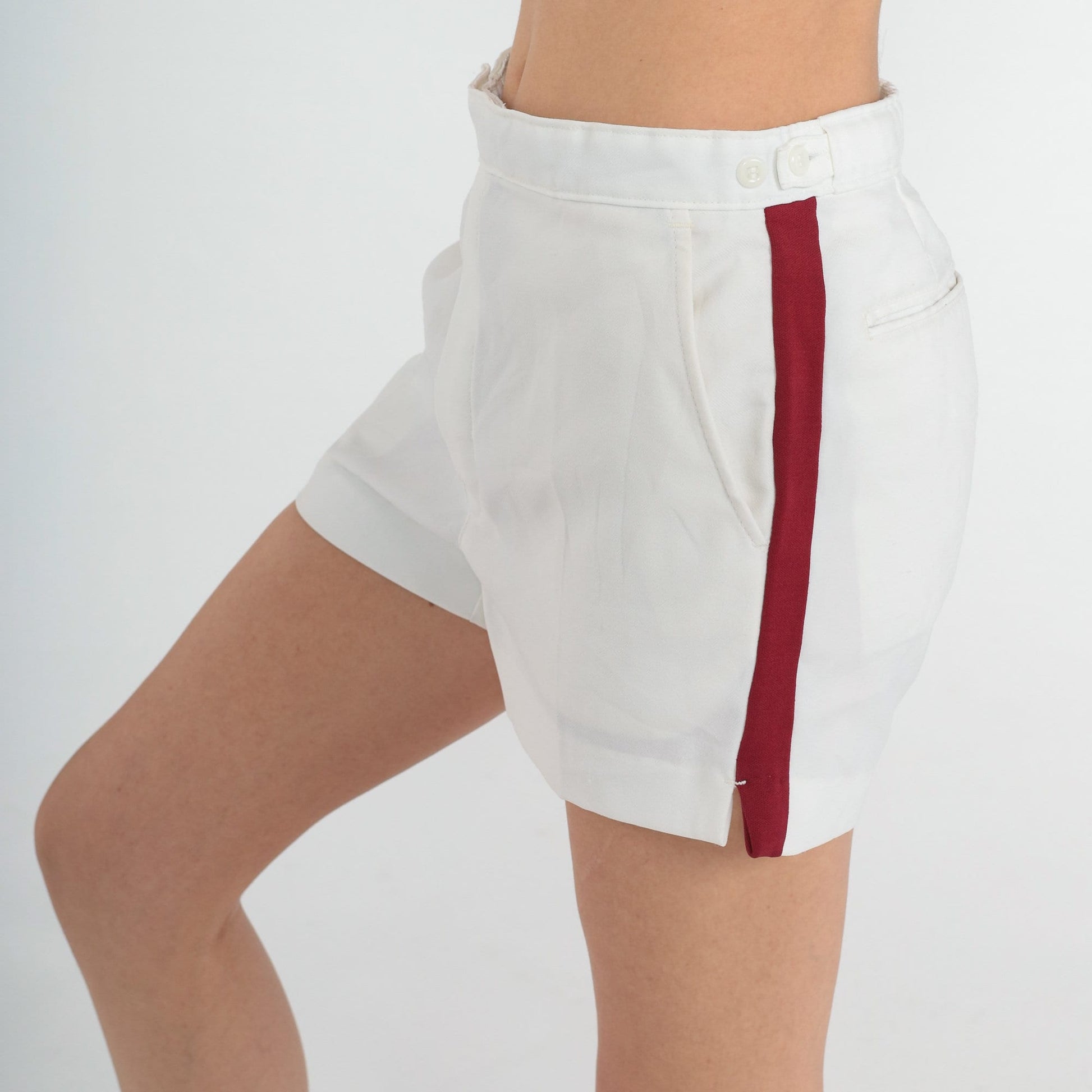 80s Court Casuals Tennis Shorts White Red Stripe High Waist Medium