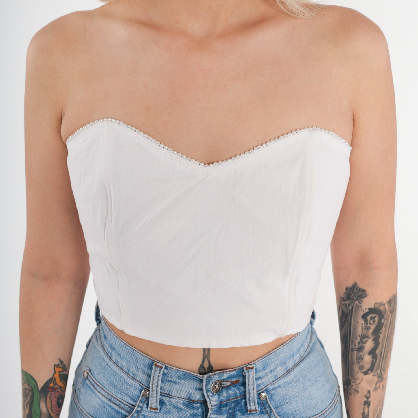 80s White Bustier Crop Top Pearl Beaded Sweetheart Neckline Smocked Medium