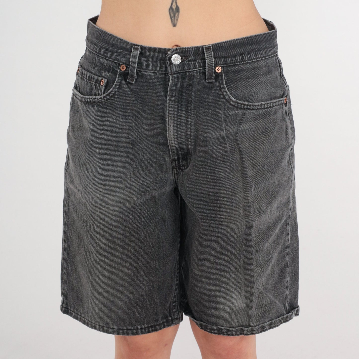 90s Levi's 550 Black Denim Shorts High Rise Knee Length 33