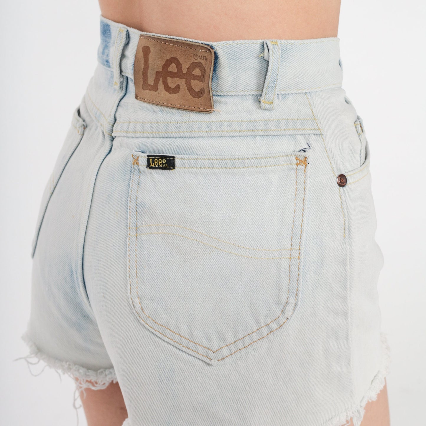 Lee Denim Cut-Off Shorts 90s High Waisted Light Blue Extra Small