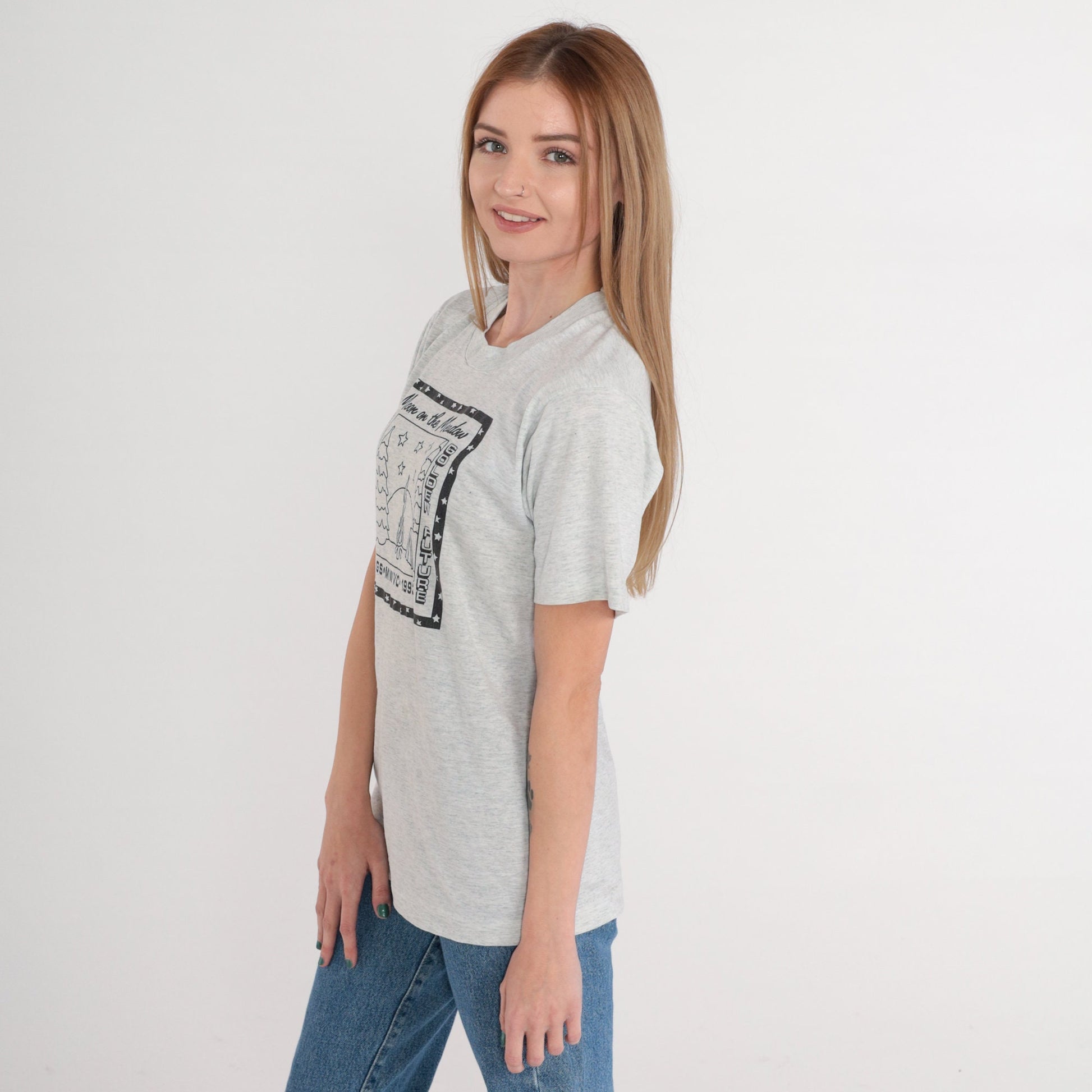 1993 Girl Scouts Moon on the Meadow Graphic Tee Grey Small