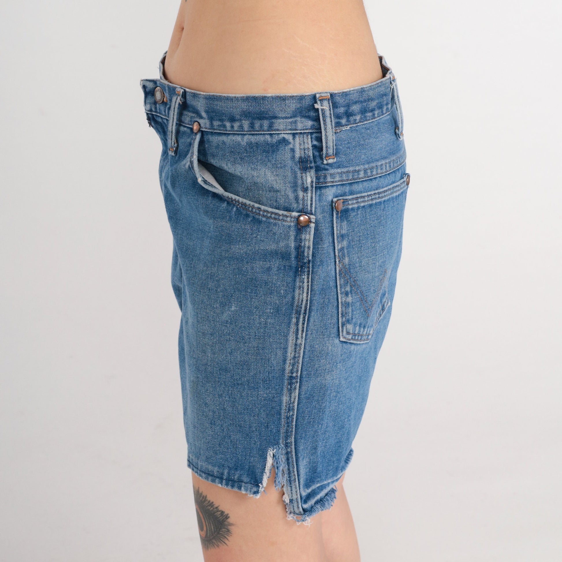 80s Wrangler High Waisted Denim Shorts Blue Frayed Cutoff XL