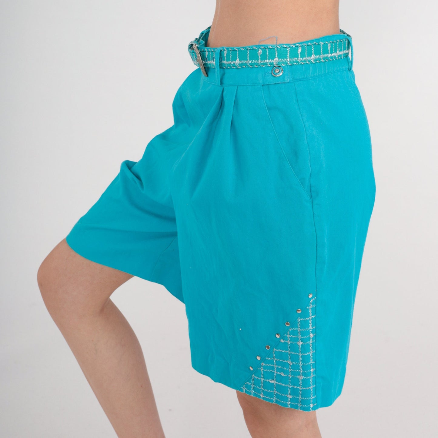 90s Turquoise Metallic Studded Pleated High-Waist Shorts Cotton Medium
