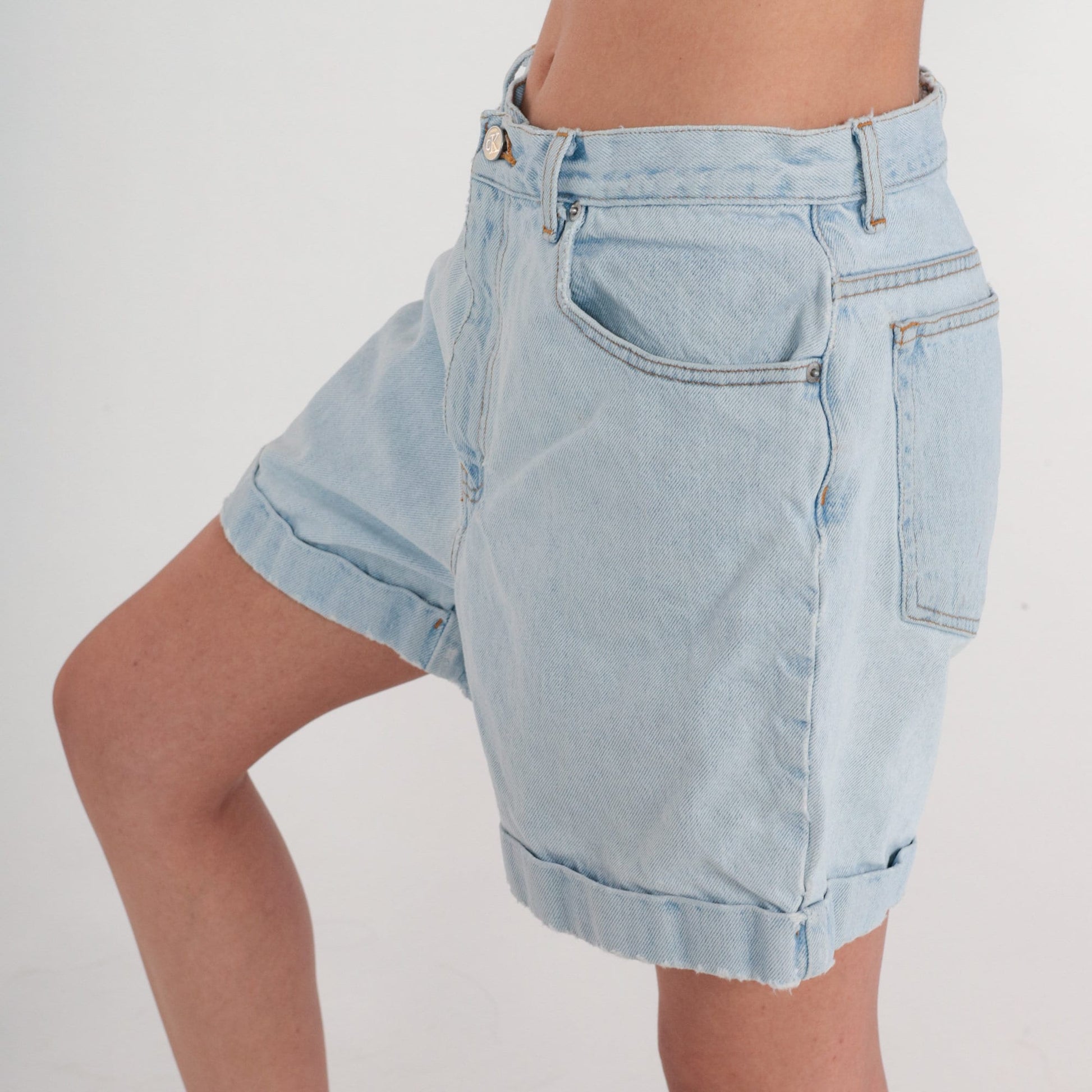 Calvin Klein 90s Light Wash Denim Shorts High Rise Cuffed Medium