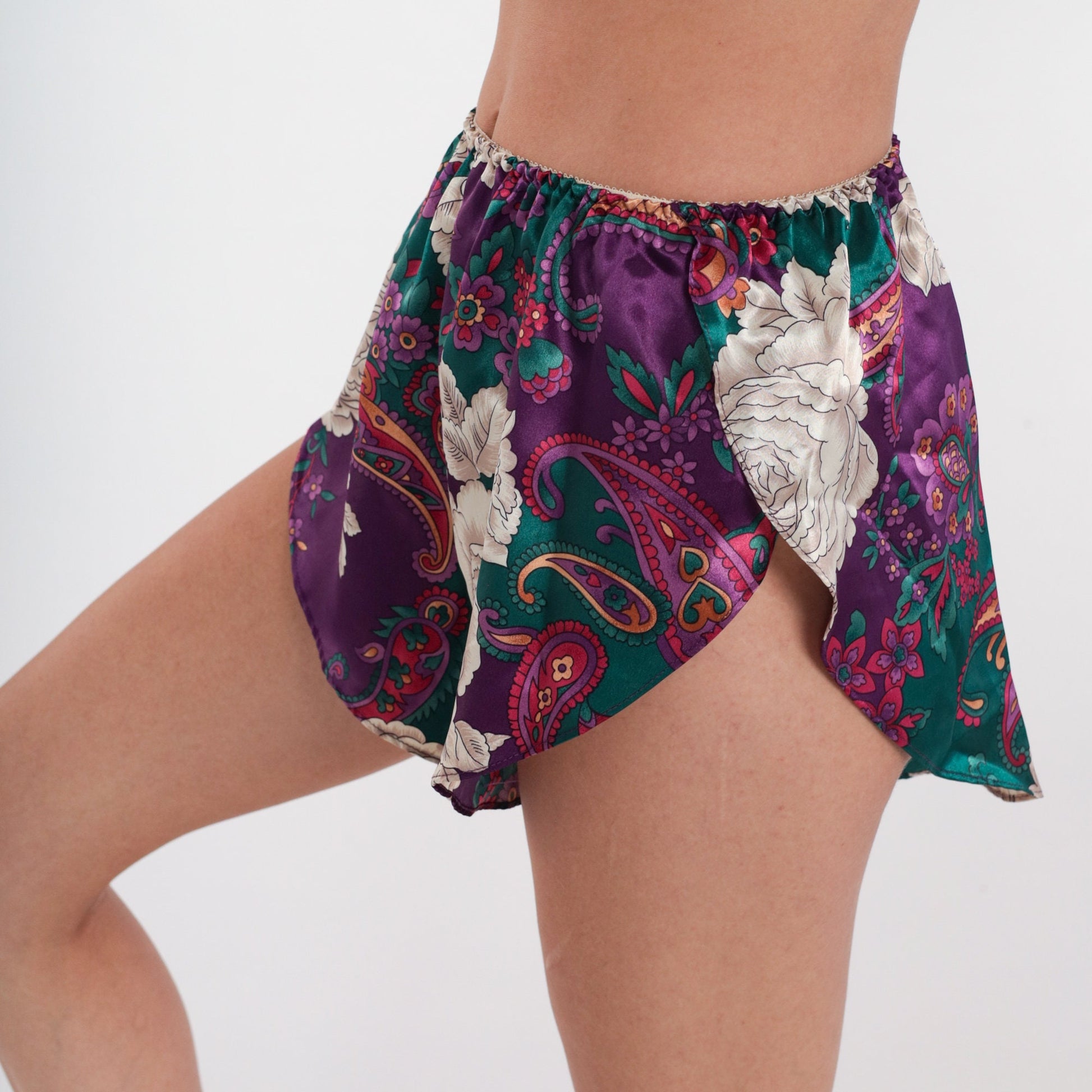 90s Paisley Floral Tap Shorts Satin Dolphin Cut Sleep Shorts Small