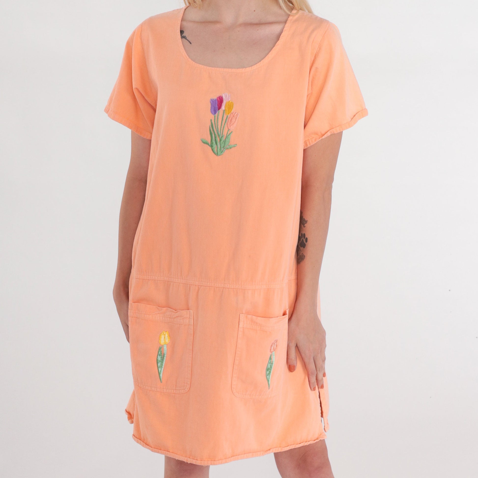 90s Tulip Embroidered Mini Dress Peach Orange Cotton Shift Pockets Medium M