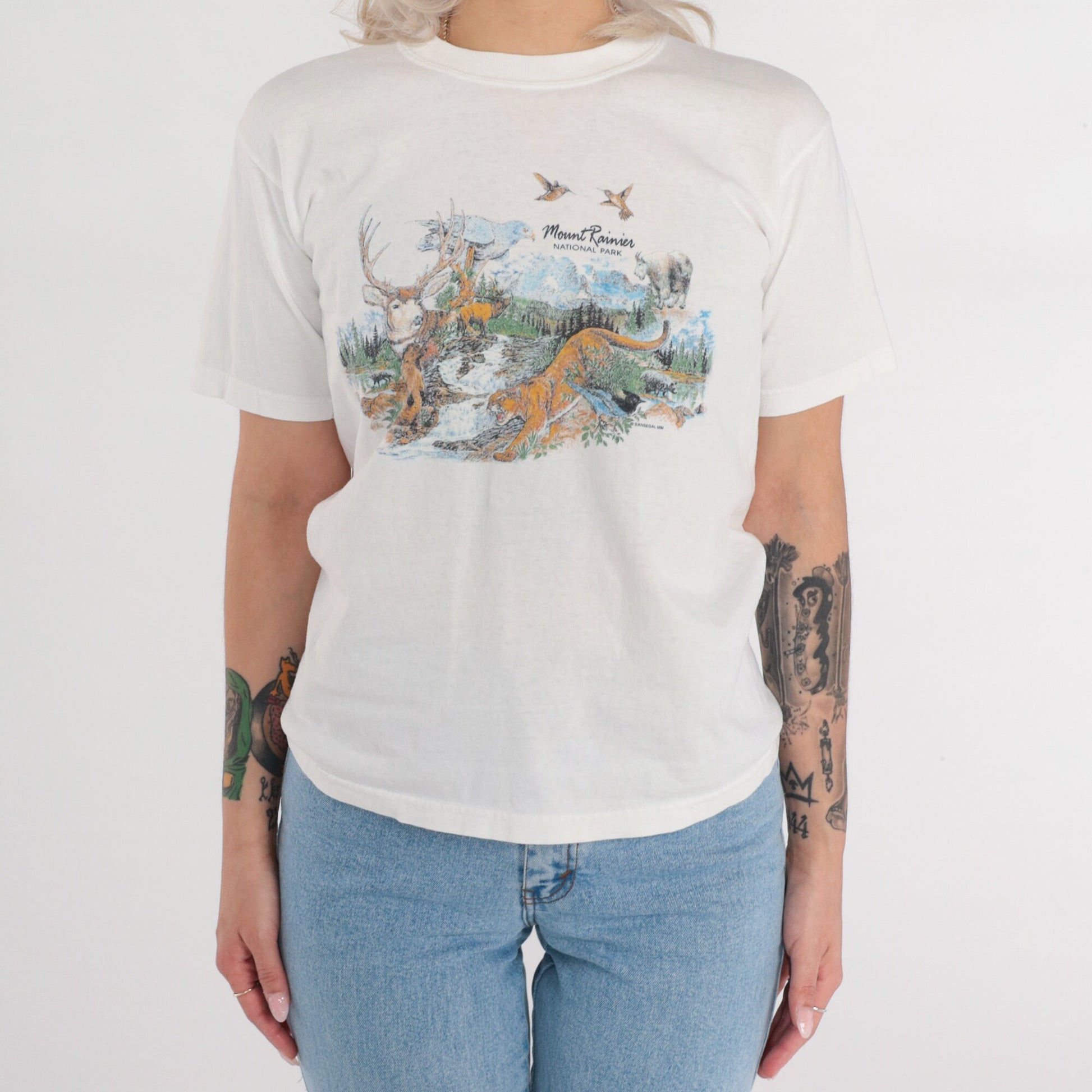 90s Mount Rainier National Park Wildlife Graphic T-Shirt White Extra Small
