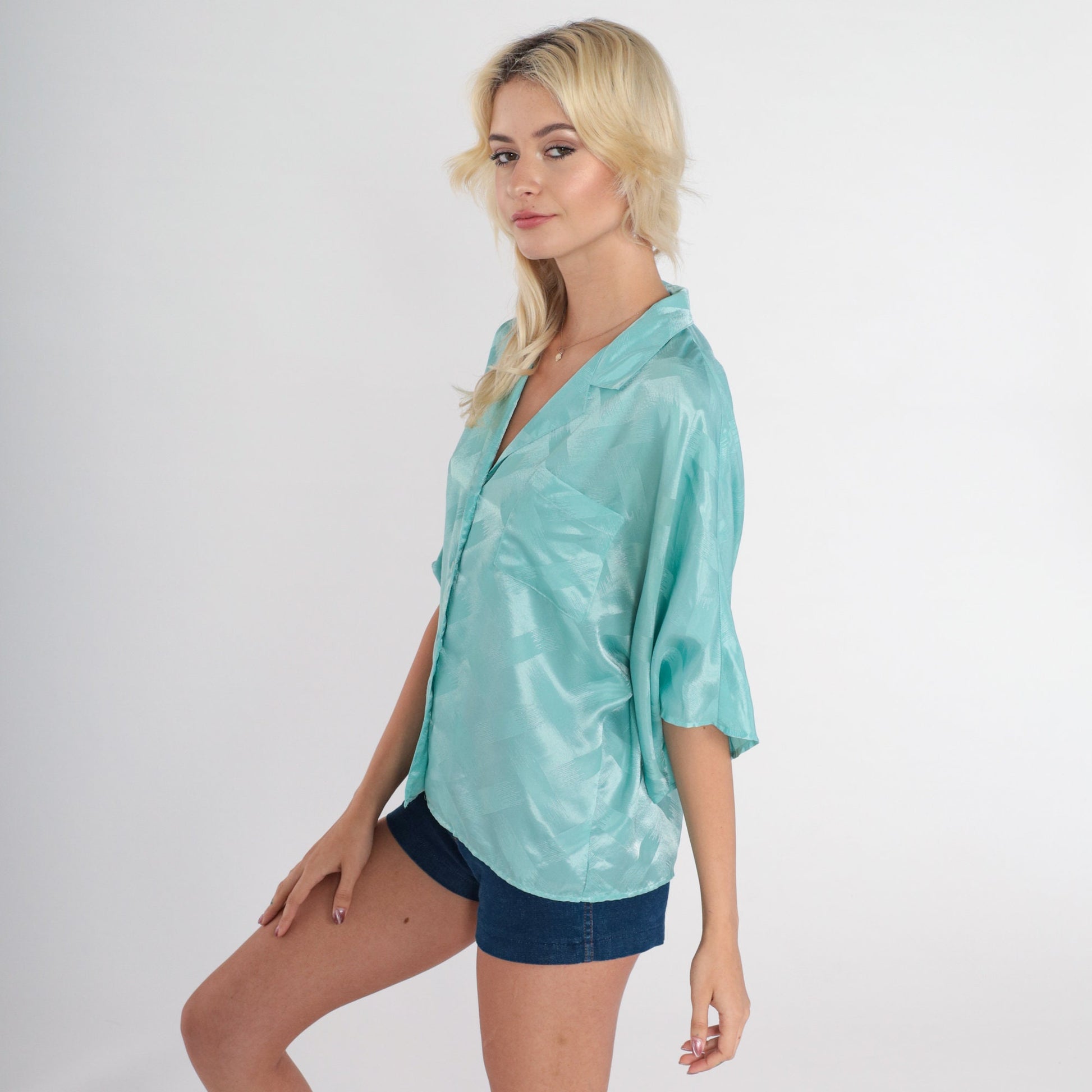 80s Seafoam Button-Up Blouse Shiny Embossed Collared Shirt Medium