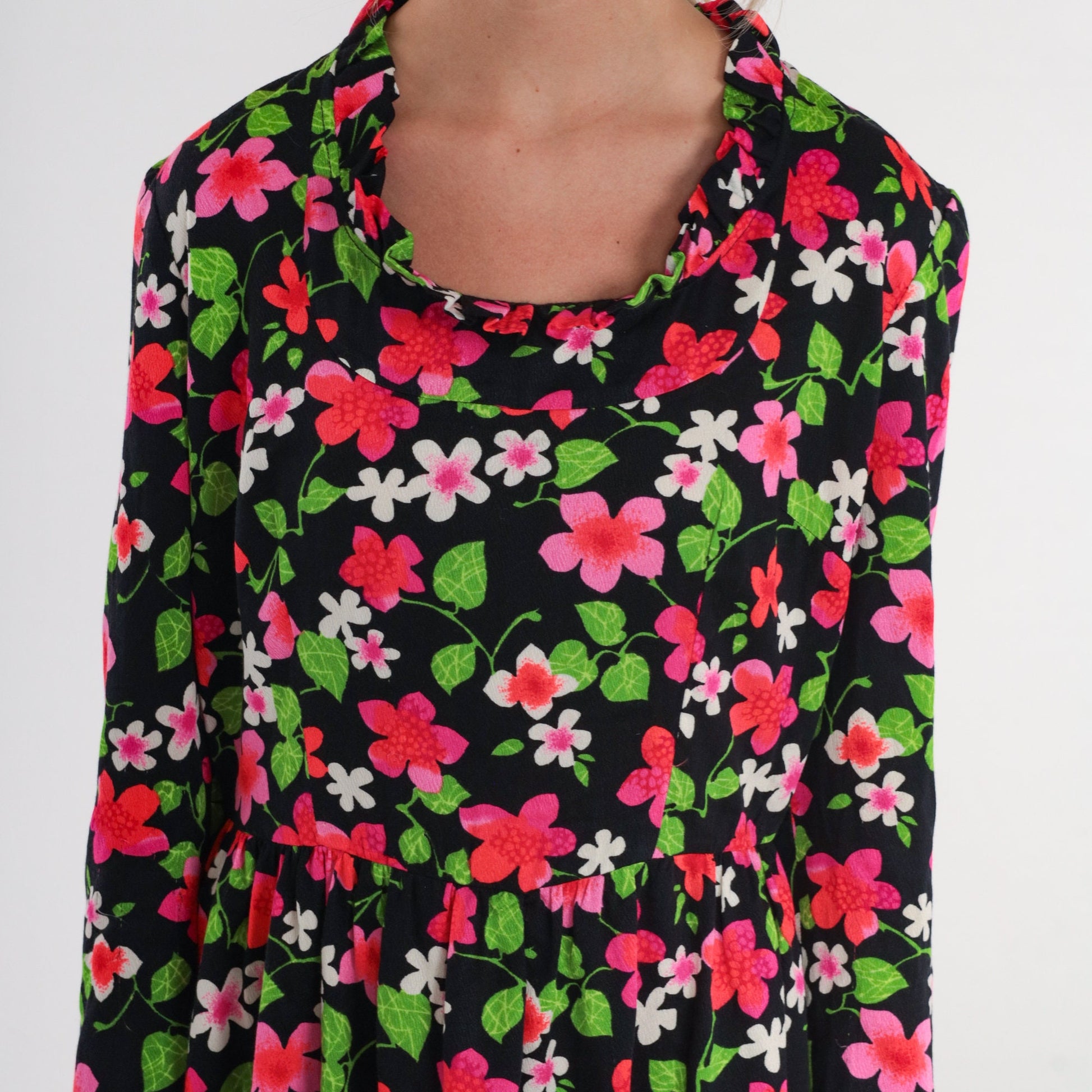 70s Black Floral Mini Dress Long Sleeve Ruffled Neck High Waisted Medium