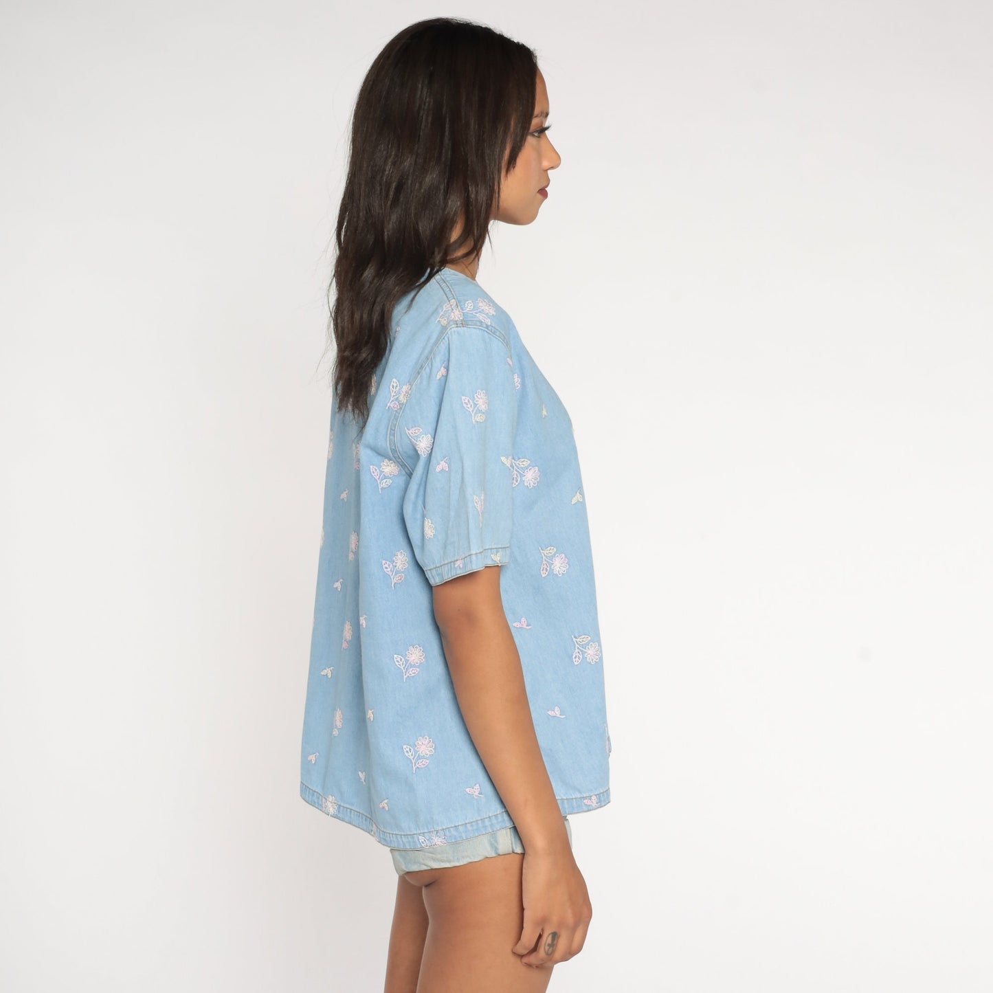 90s Blue Denim Floral Embroidered Shirt Short Sleeve Pullover Extra Large