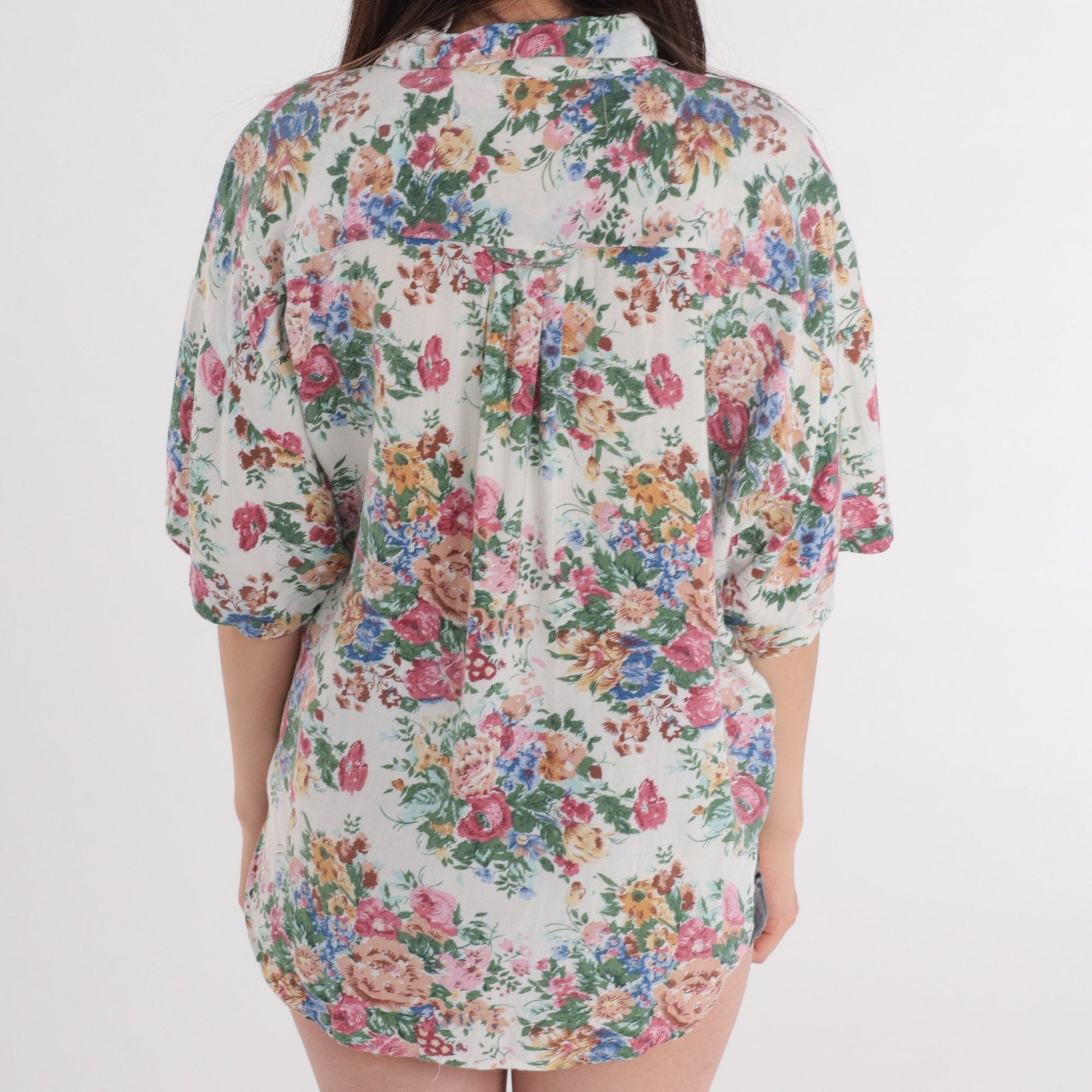 90s White Floral Button-Up Blouse Short Sleeve Collared Shirt Rose Print Large