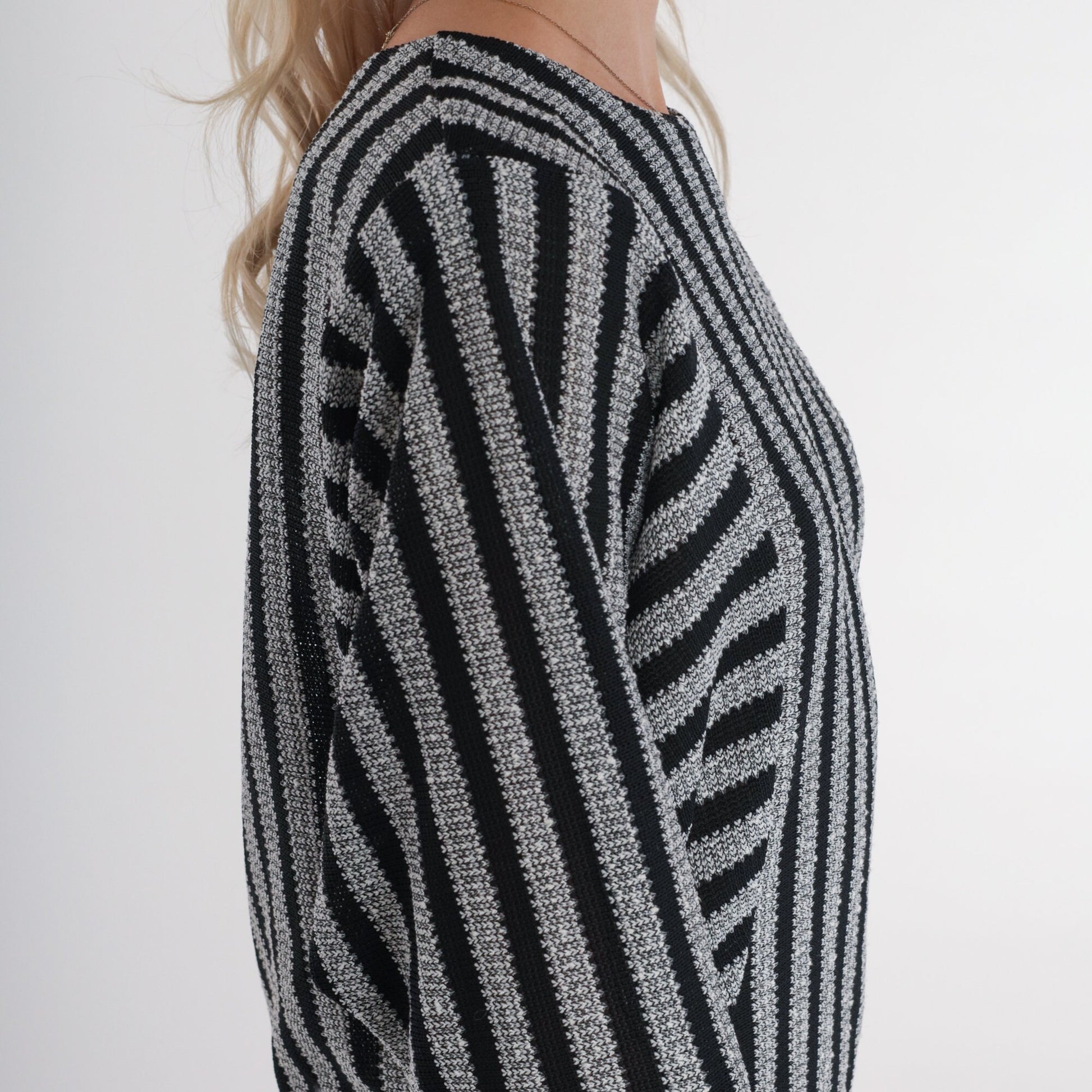 70s Striped Mini Dress Long Sleeve Shift Black White Grey Vertical Stripes Medium