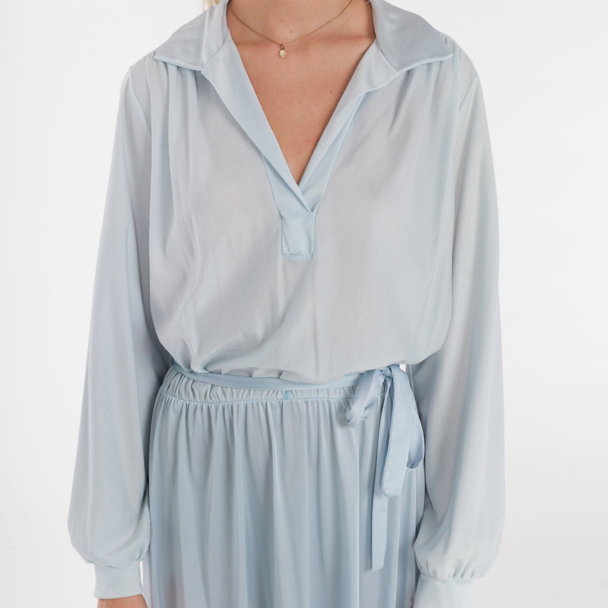 70s Light Blue Maxi Dress Collared V-Neck Long Sleeve High Waisted Medium Large