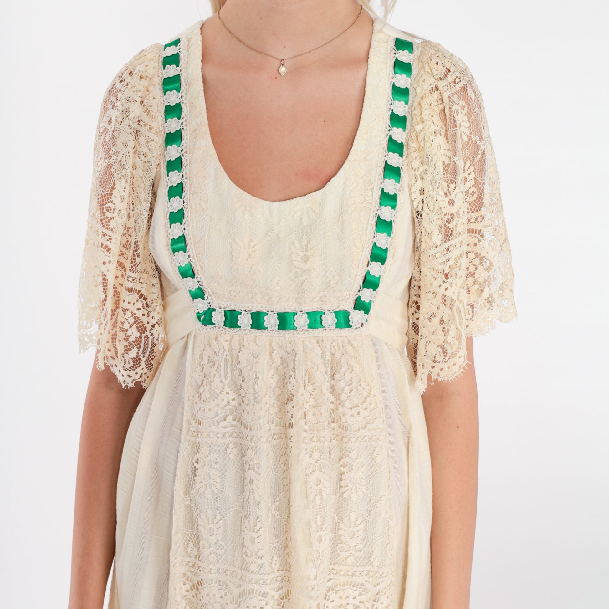 70s Cream Lace Maxi Dress Floral Green Ribbon Empire Waist Bell Sleeve Extra Small