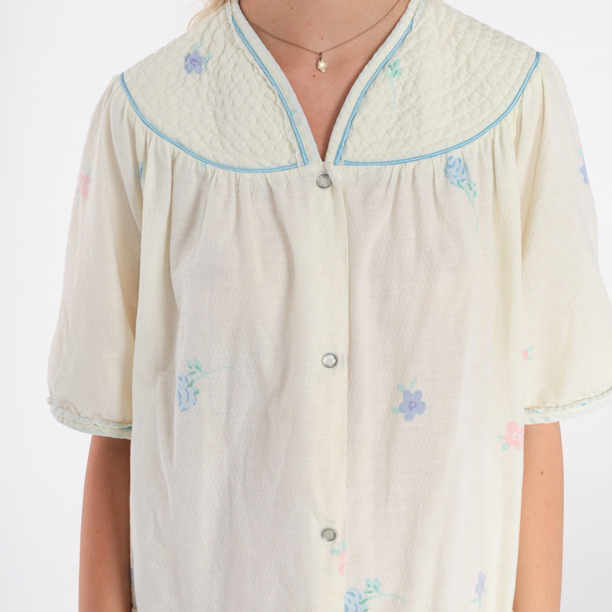 80s Pale Yellow Floral Nightgown Midi Snap-Front Pajama Dress Pockets Large L