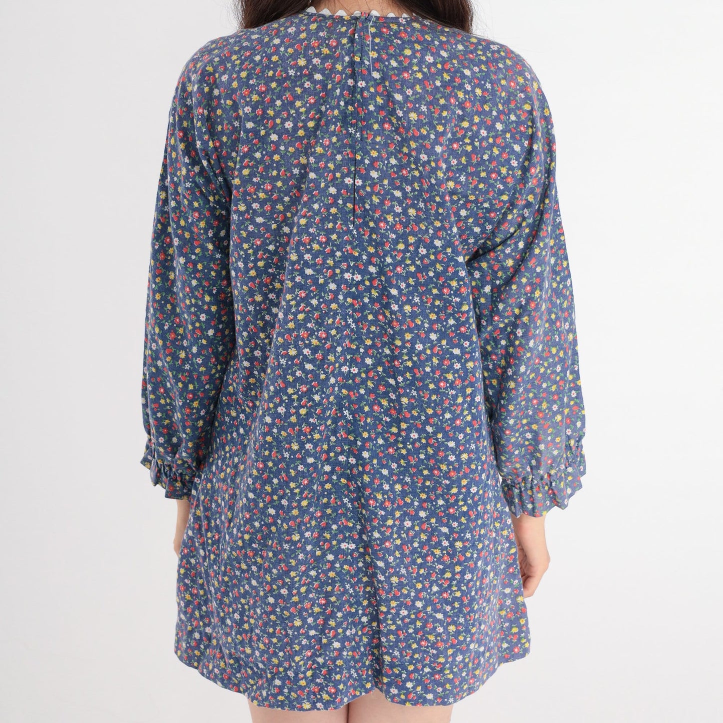 1970s Blue Floral Calico Mini Shift Dress Long Sleeve Small