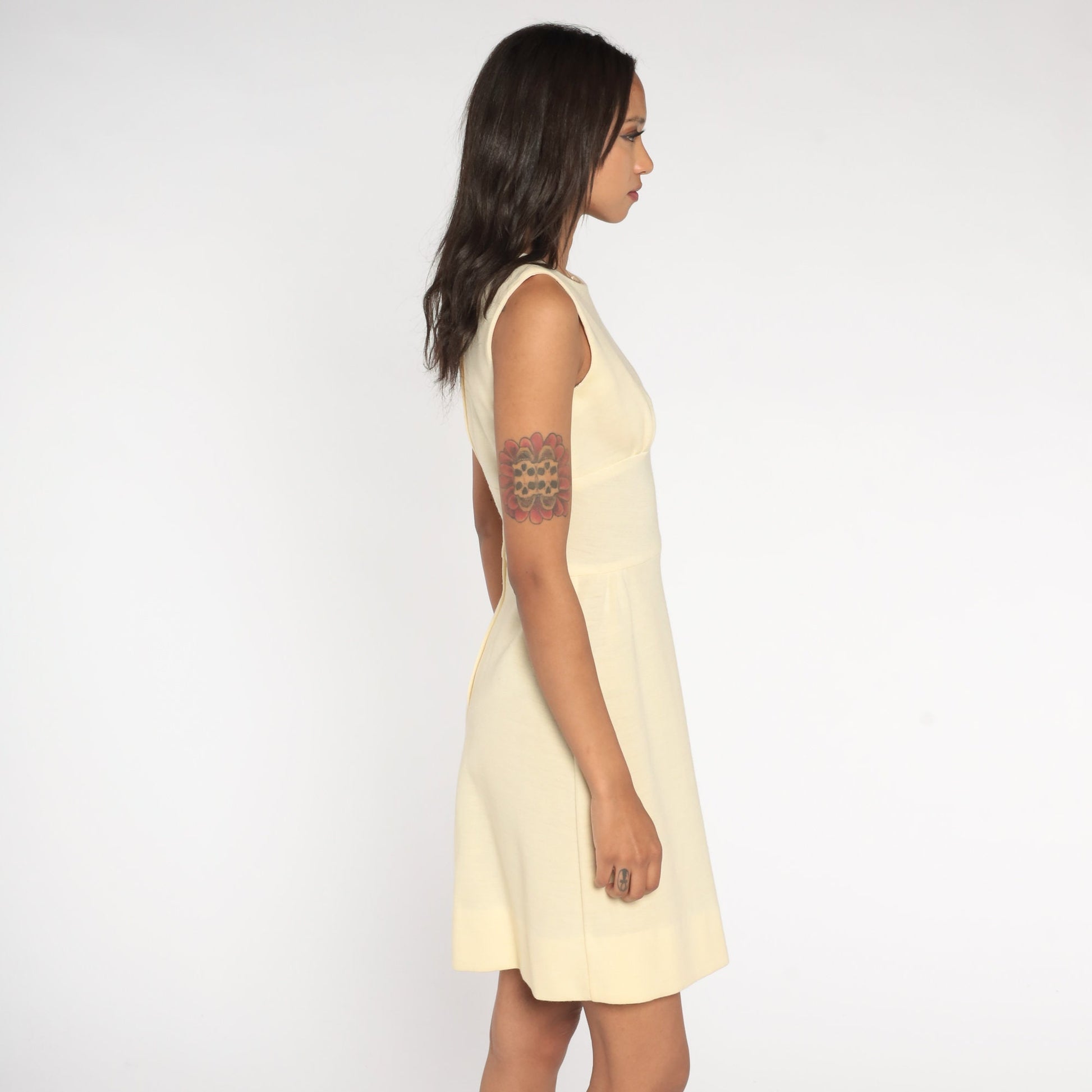 60s Cream Mini Dress Sleeveless Empire Waist Mod Shift Extra Small
