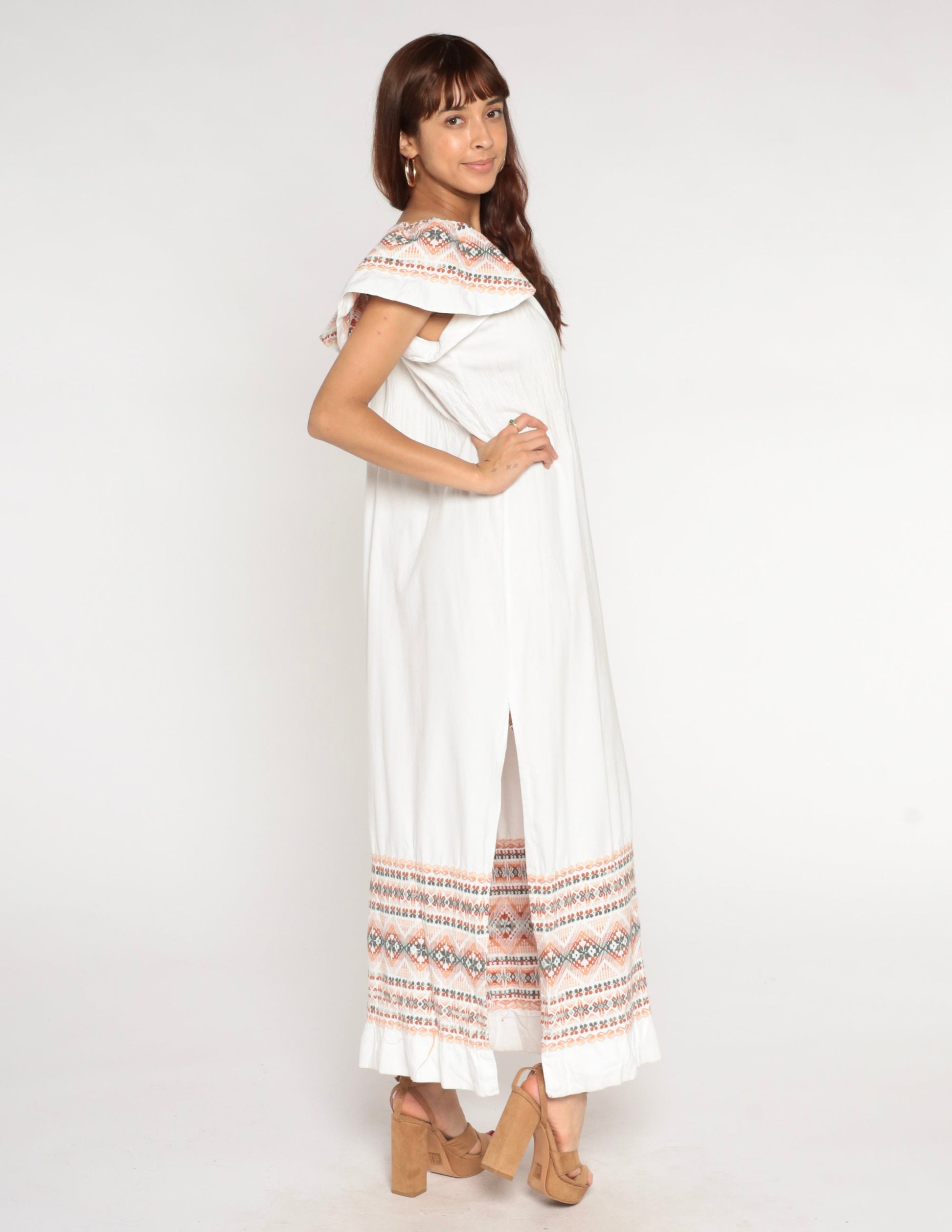90s White Cotton Maxi Dress Aztec Embroidery Off-Shoulder Flutter Sleeve Medium