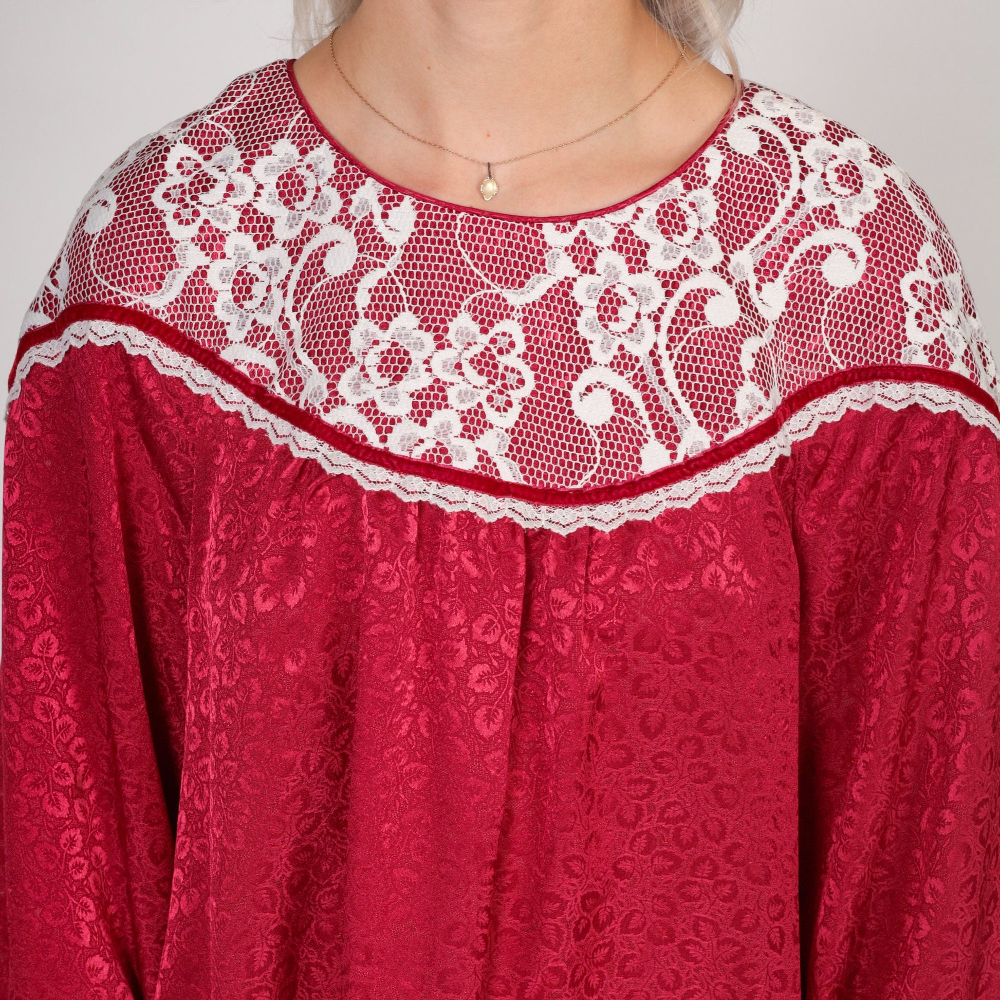 70s Red Mini Dress Lace Bib Embossed Leaf Print Long Sleeve Medium