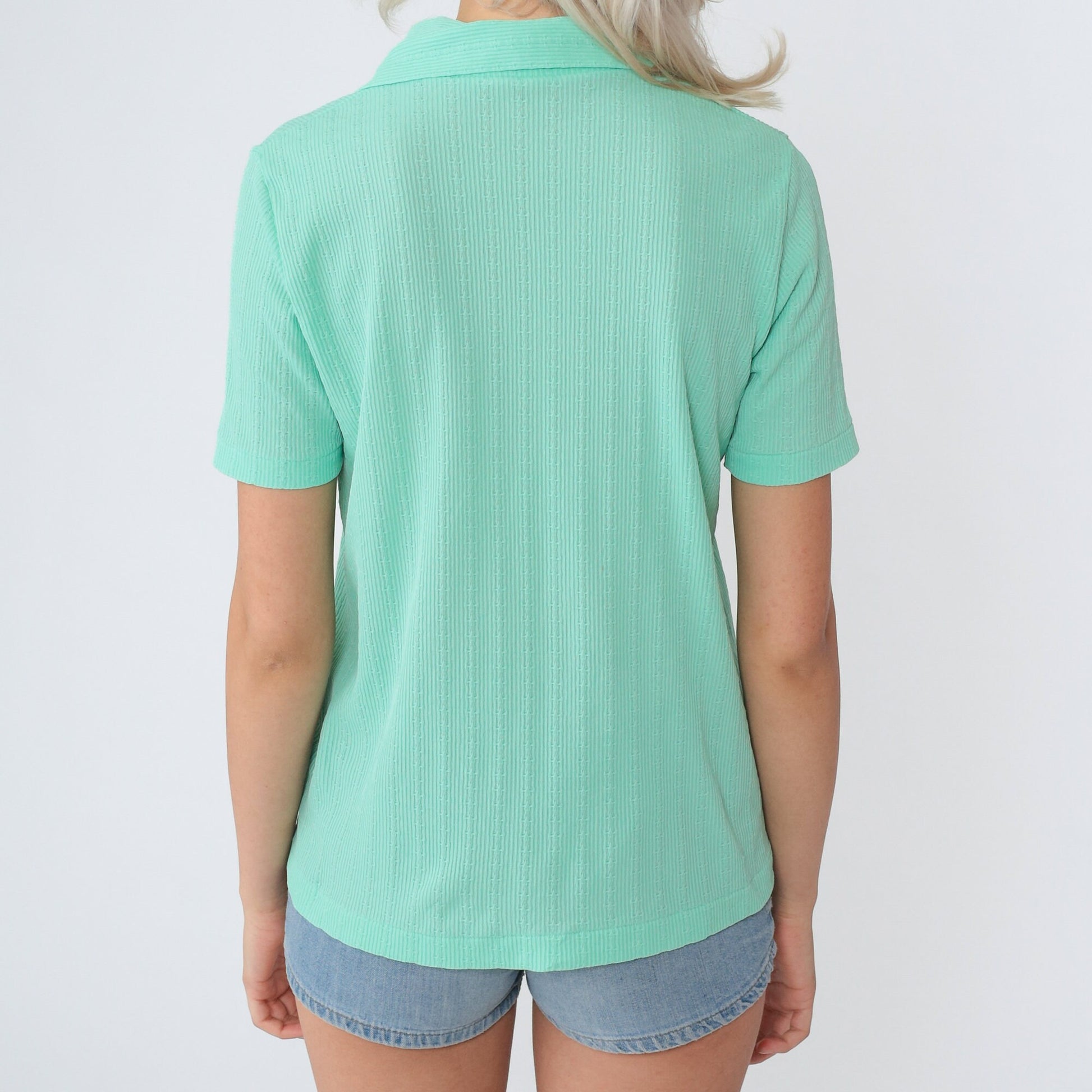 70s Mint Green Johnny Collar Polo Shirt V-Neck Short Sleeve Small S