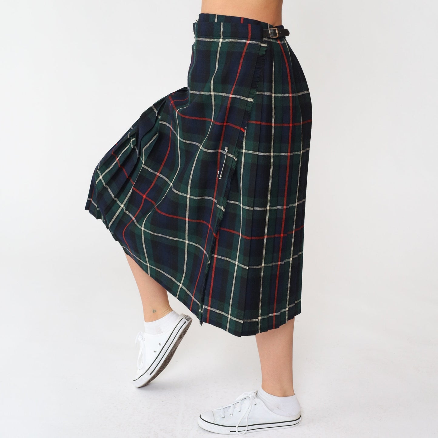 80s Navy Plaid Wool Midi Skirt High Waist Pleated Kilt Medium