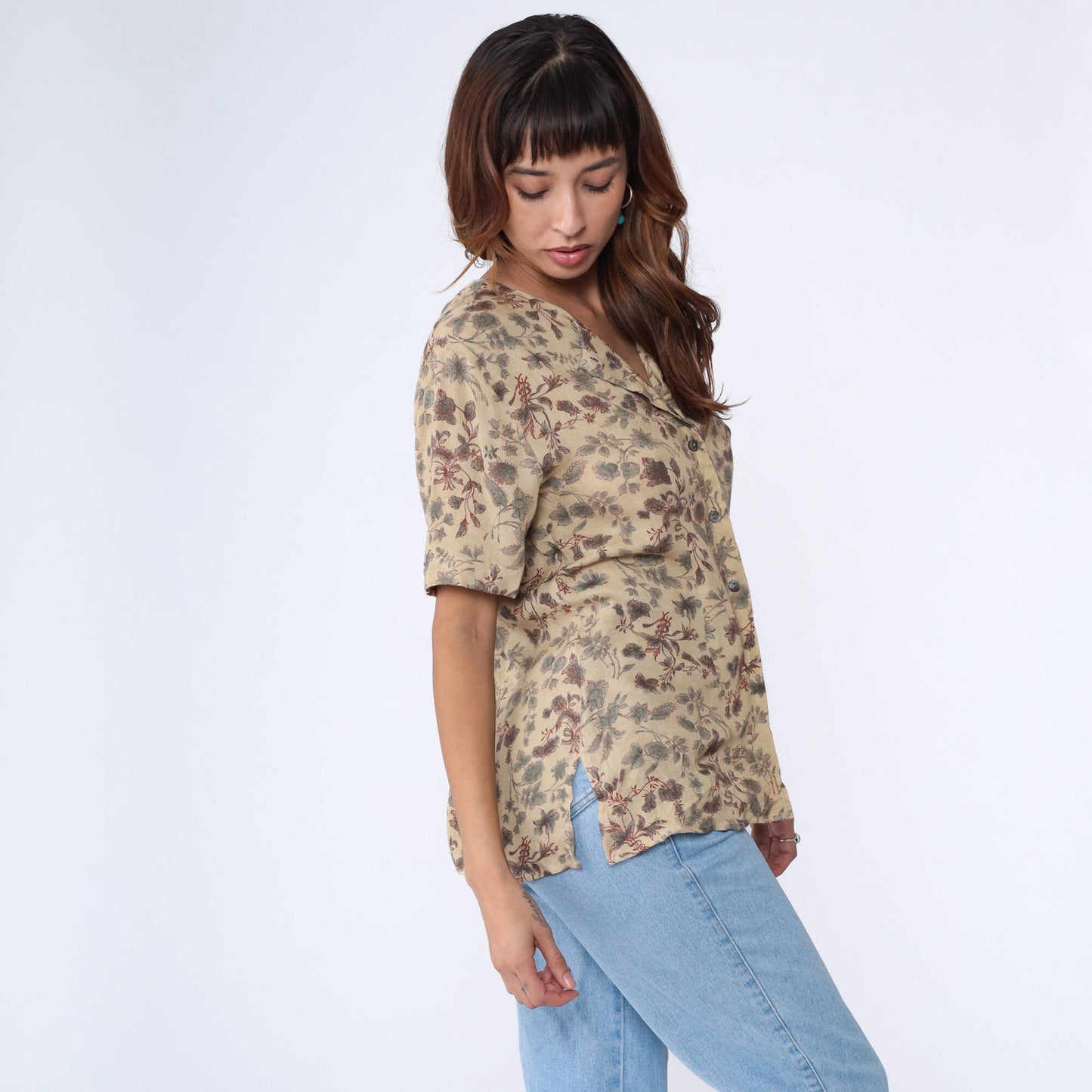 00s Beige Floral Button-Up Blouse Short Sleeve Collarless Shirt Petite 8