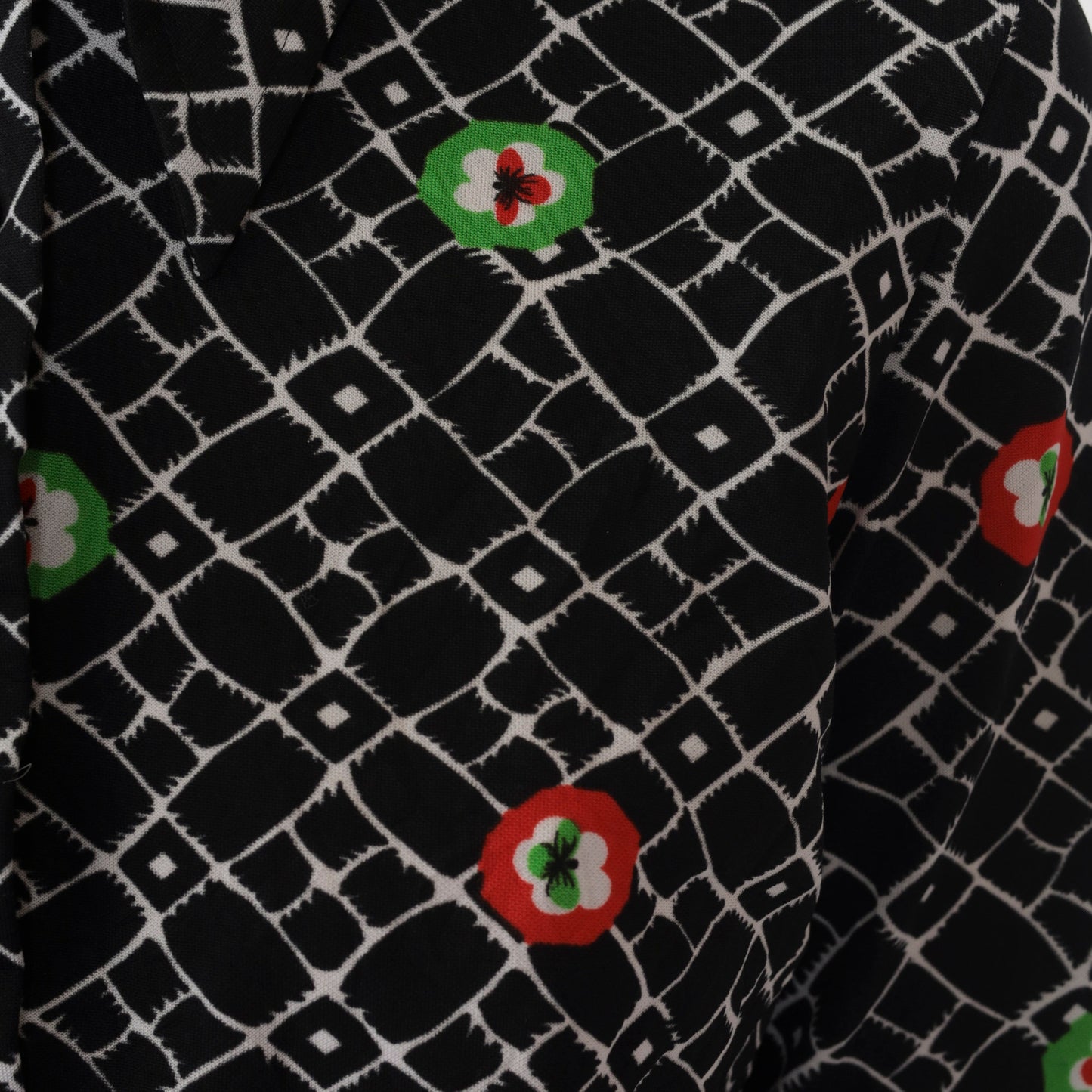 70s Checkered Floral Button-Up Blouse Black Dagger Collar Long Sleeve Small