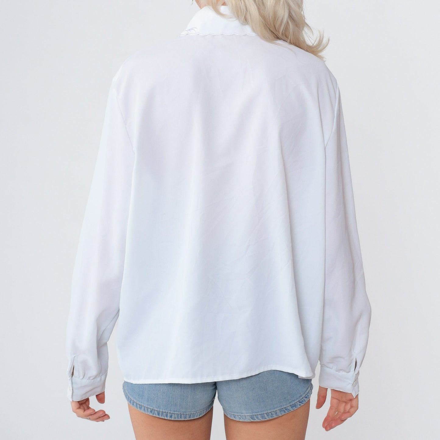 90s White Floral Embroidered Pleated Blouse Long Sleeve Collared Button-Up Large L