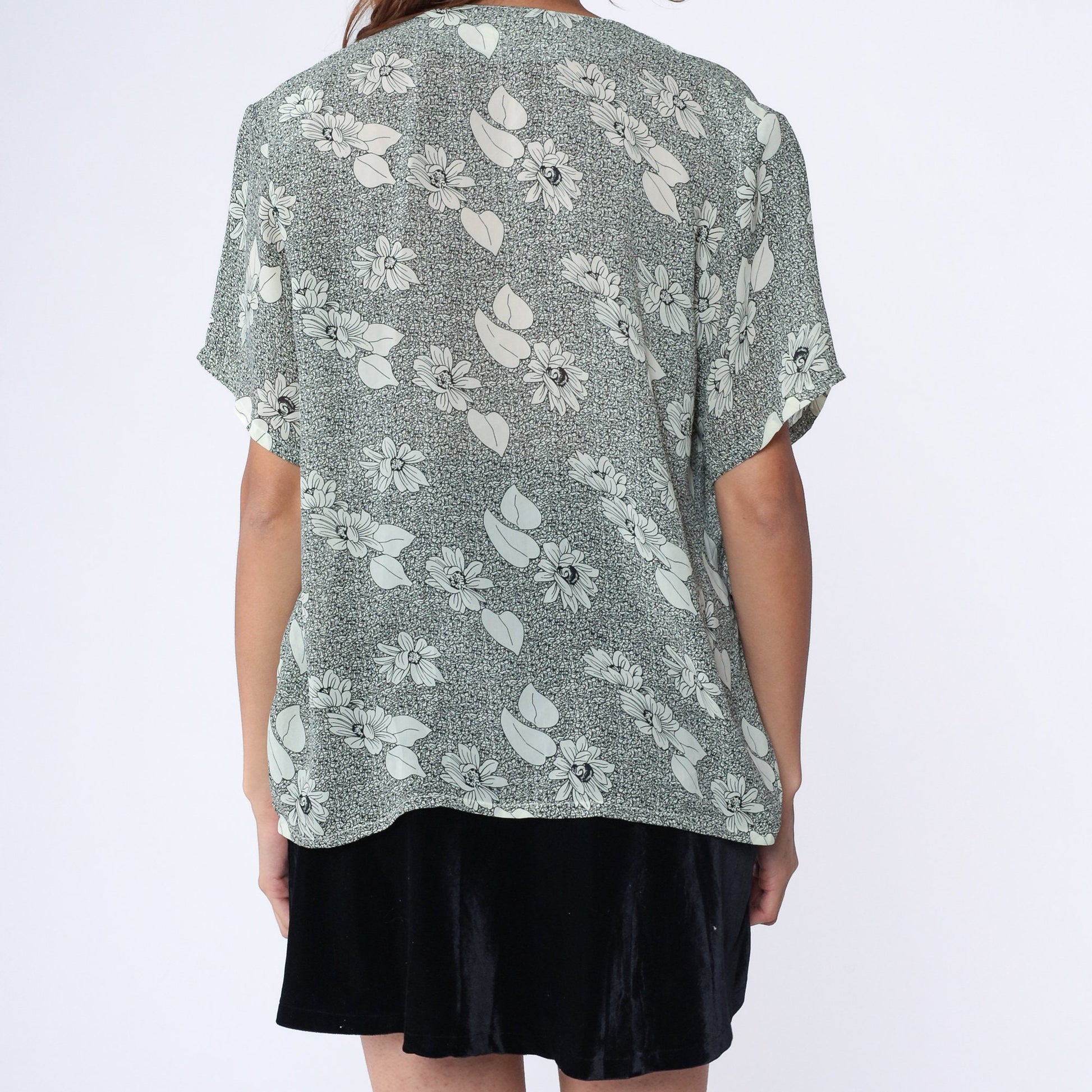 90s Floral Button-Up Blouse Black Yellow Flower Print Short Sleeve Medium