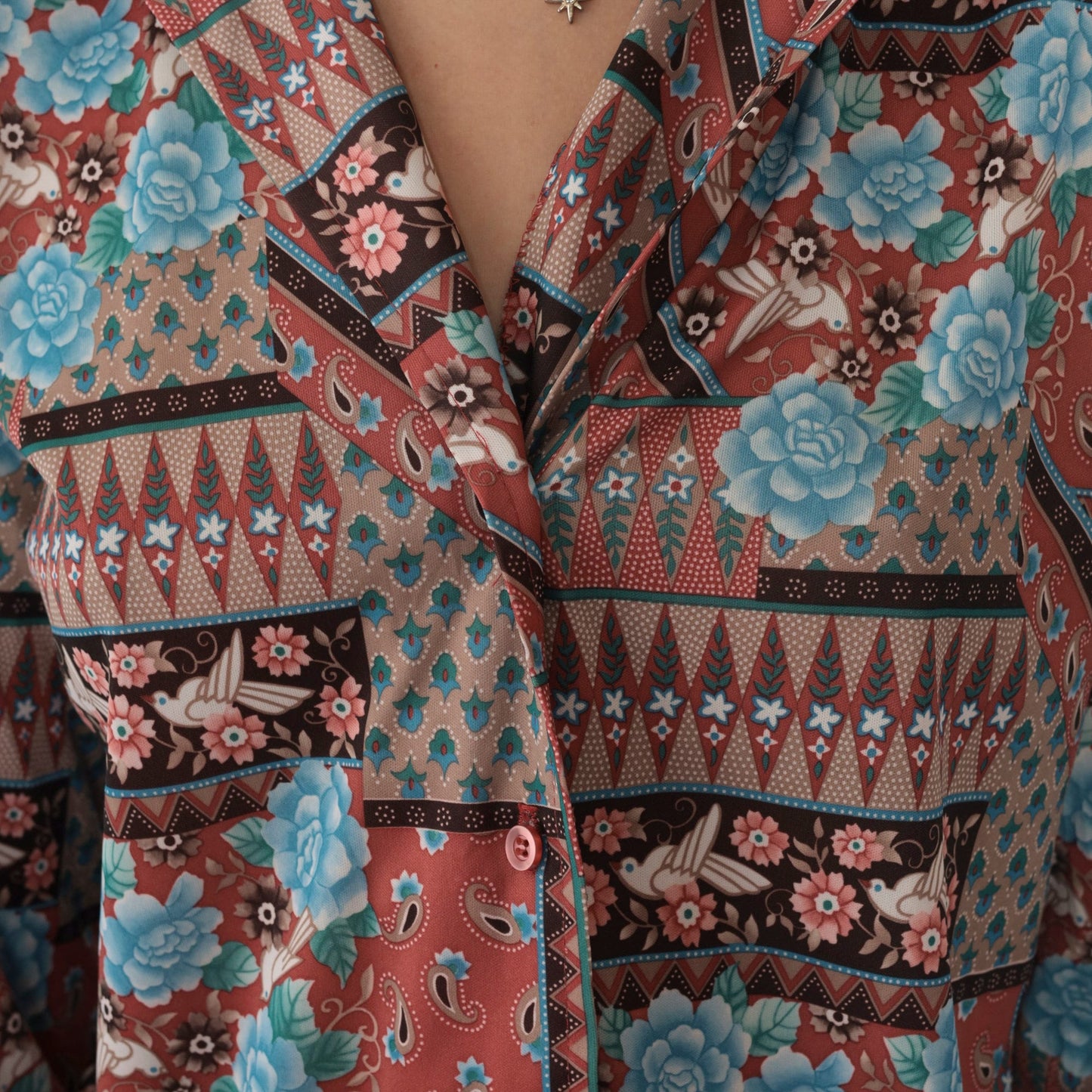 70s Bird Floral Blouse Pink Blue Dagger Collar Long Sleeve Small