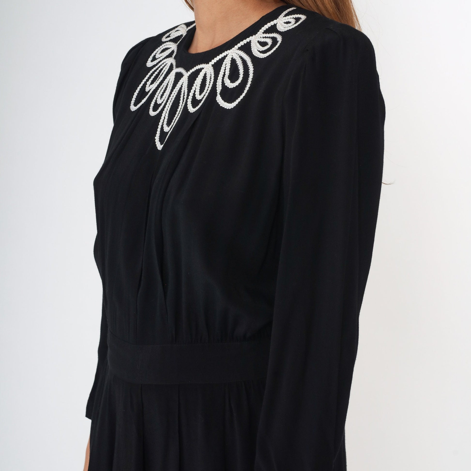 90s Black Midi Dress White Soutache Trim Power Shoulder Puff Sleeve Small