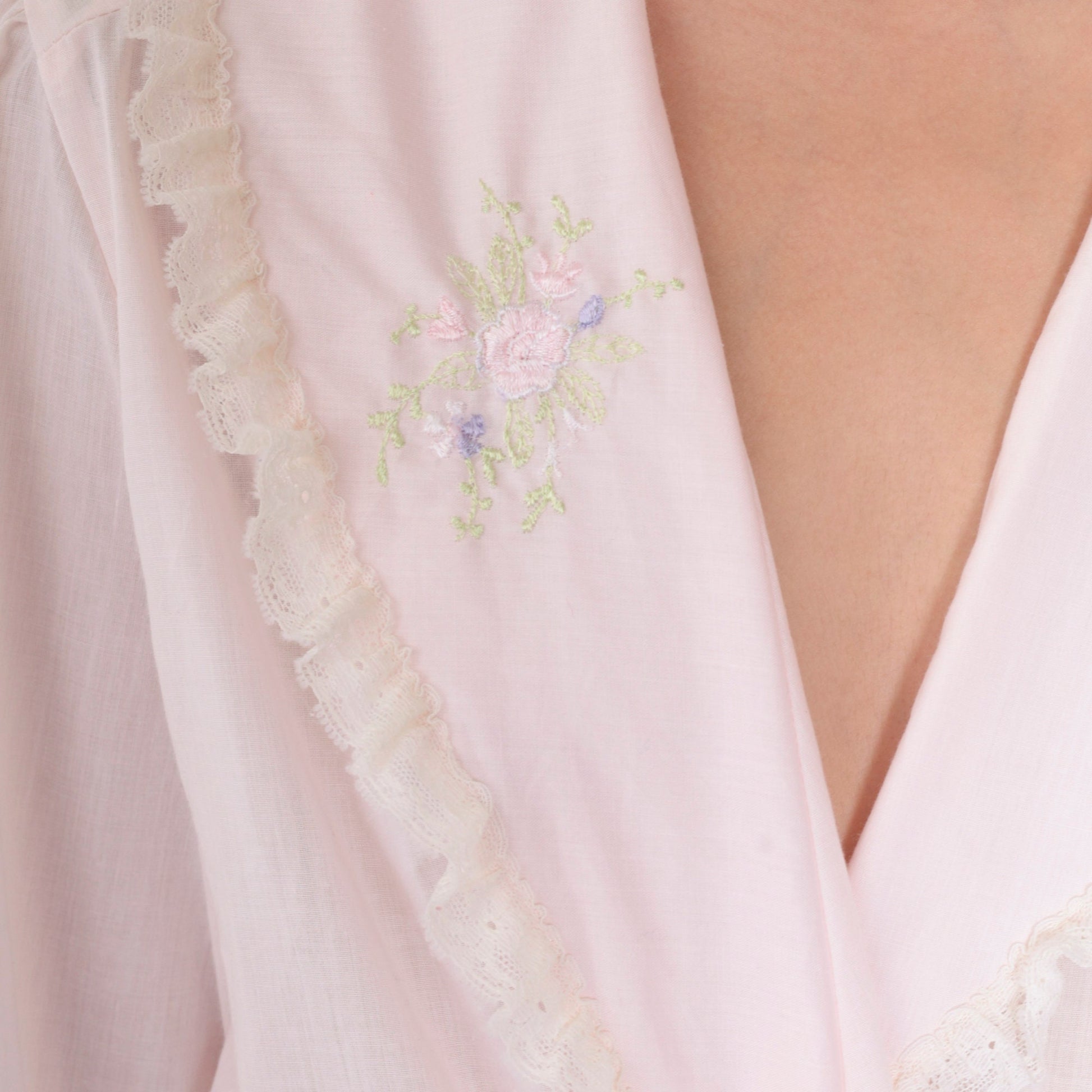 70s Lewis Frimel Pink Maxi Lingerie Robe Lace Floral Embroidered Tie Front Small