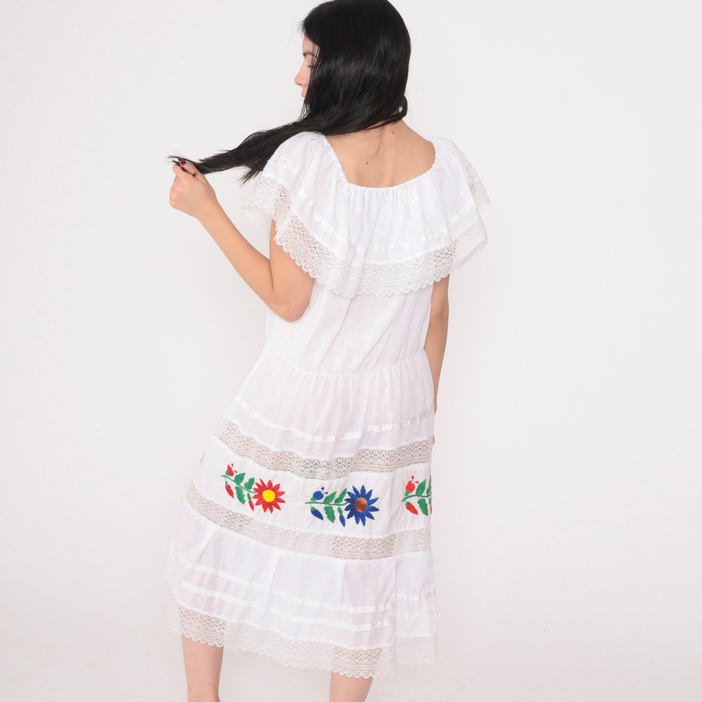 80s White Floral Embroidered Off-Shoulder Midi Dress Tiered Skirt Medium Large
