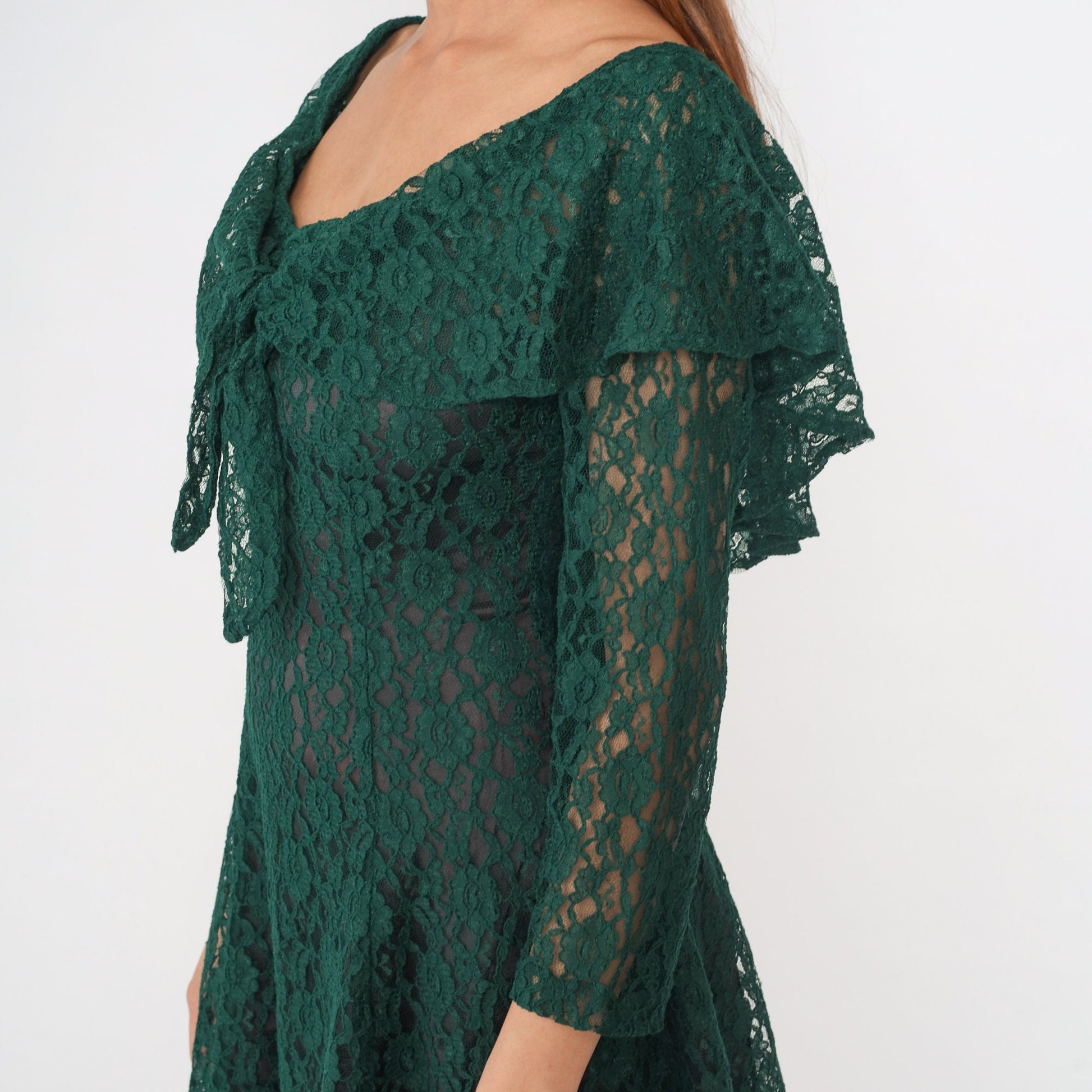 90s Green Lace Mini Dress Flounce Tie Neckline Long Sheer Sleeves Small