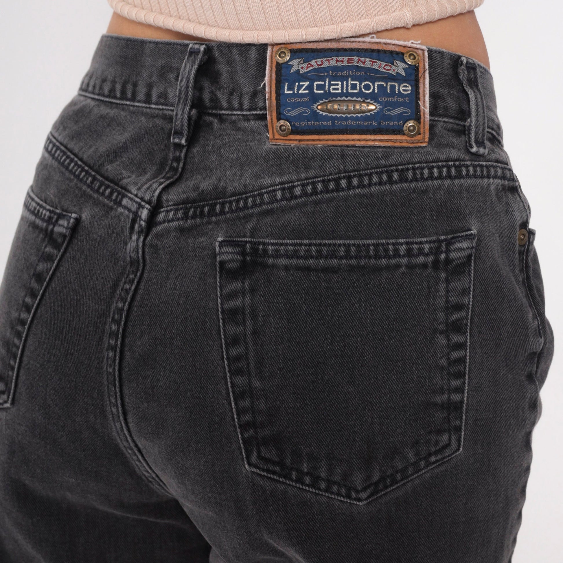 90s Liz Claiborne Faded Black Mom Jeans Tapered Mid Rise Denim Long Medium