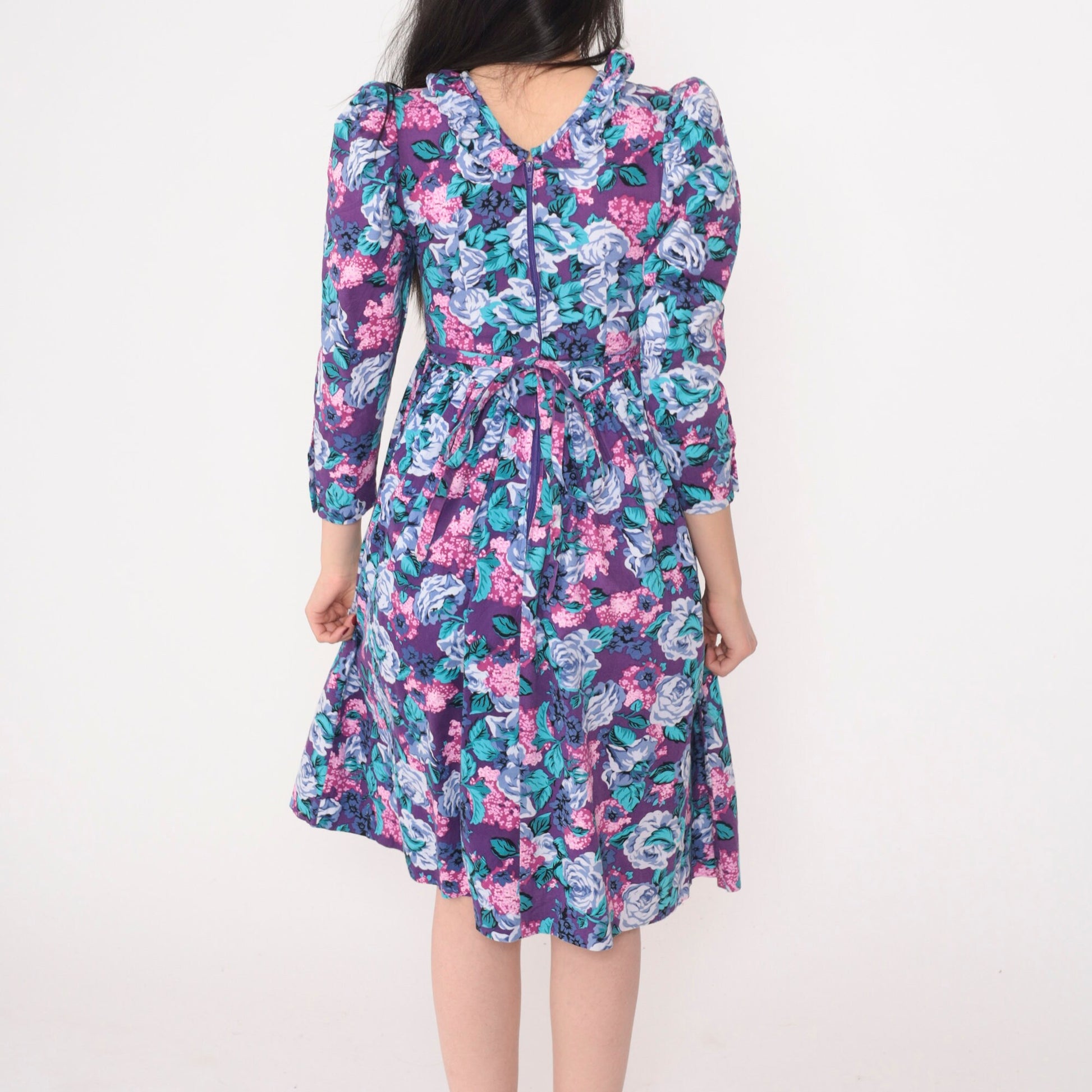 80s Purple Floral Midi Dress Puff Sleeve Basque Waist Ruffle Neckline XXS