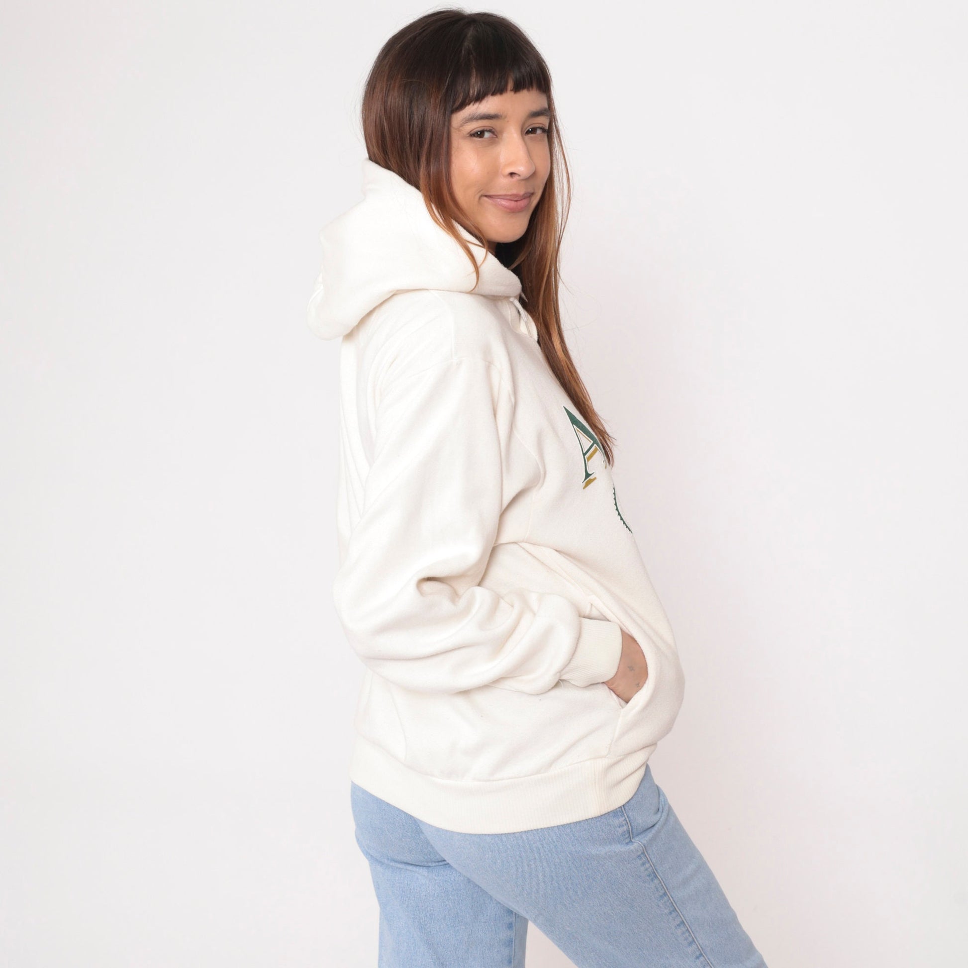 90s St. Paul Island Alaska Hooded Sweatshirt Cream Graphic Medium