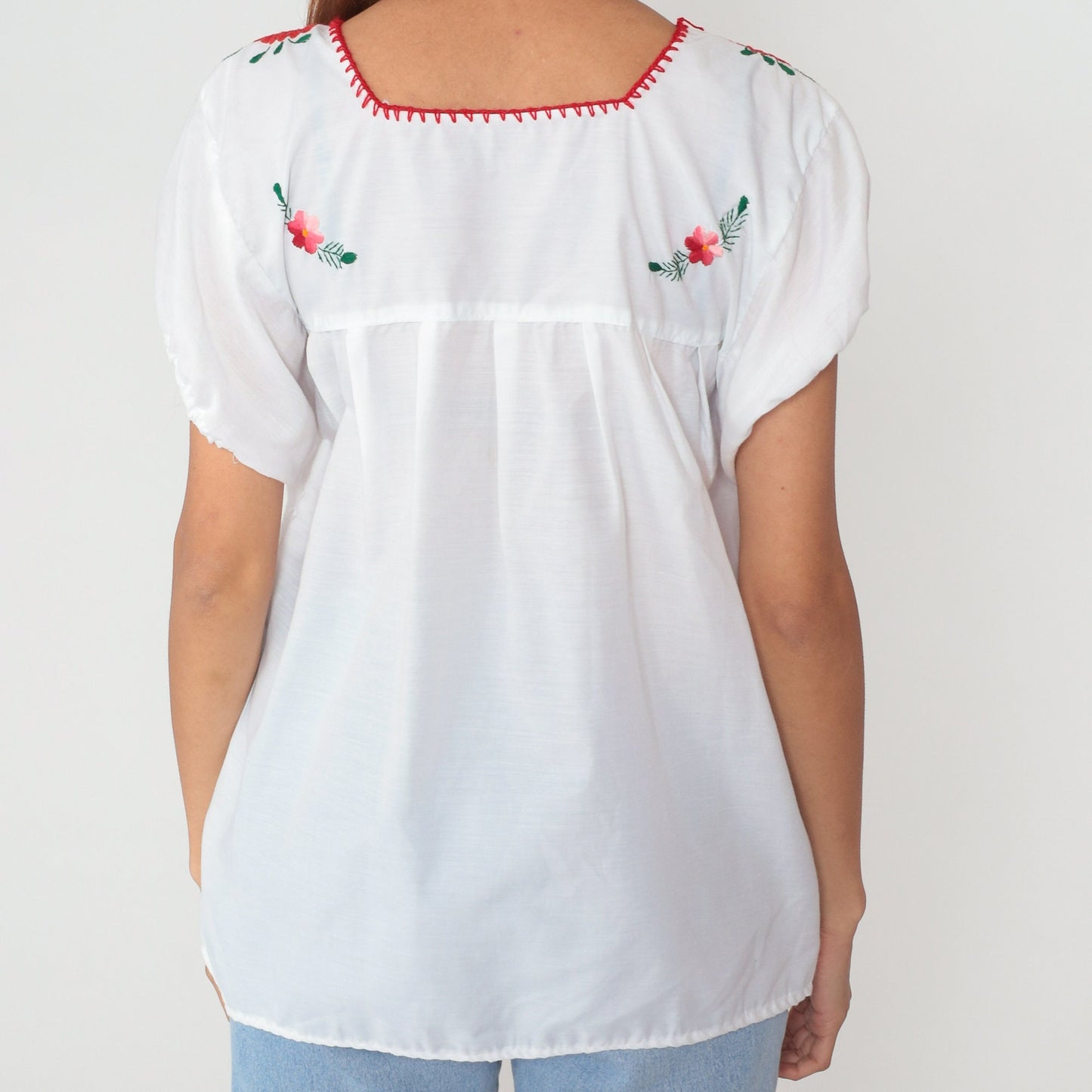 90s Mexican Embroidered Floral Blouse White Short Sleeve Peasant Top Small