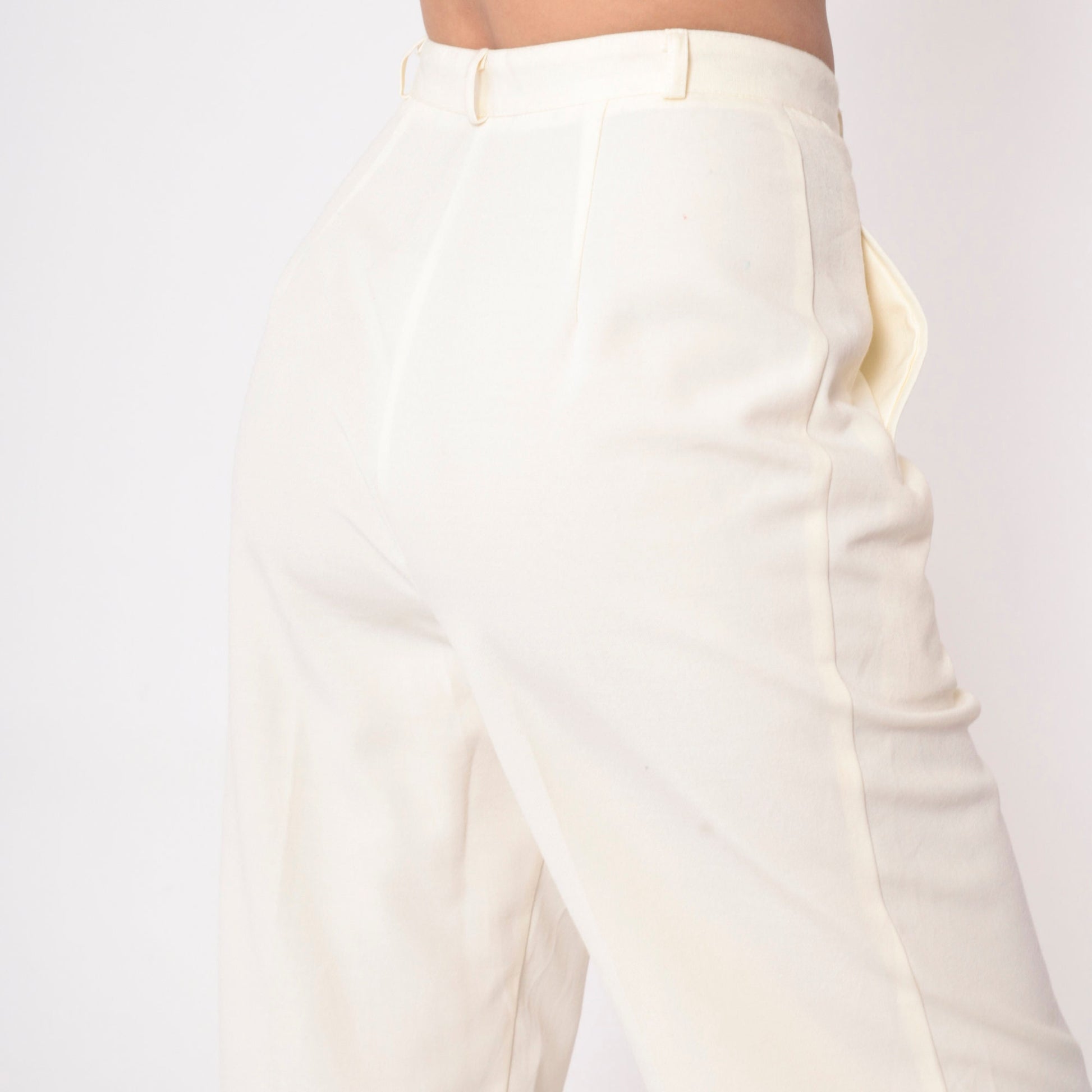 80s Cream High-Waisted Straight Leg Pants Pleated Welt Pockets Small S