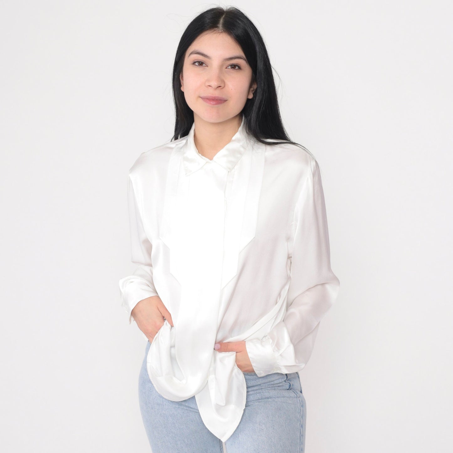 90s White Satin Pleated Blouse Long Sleeve Hidden Button Collared Large L