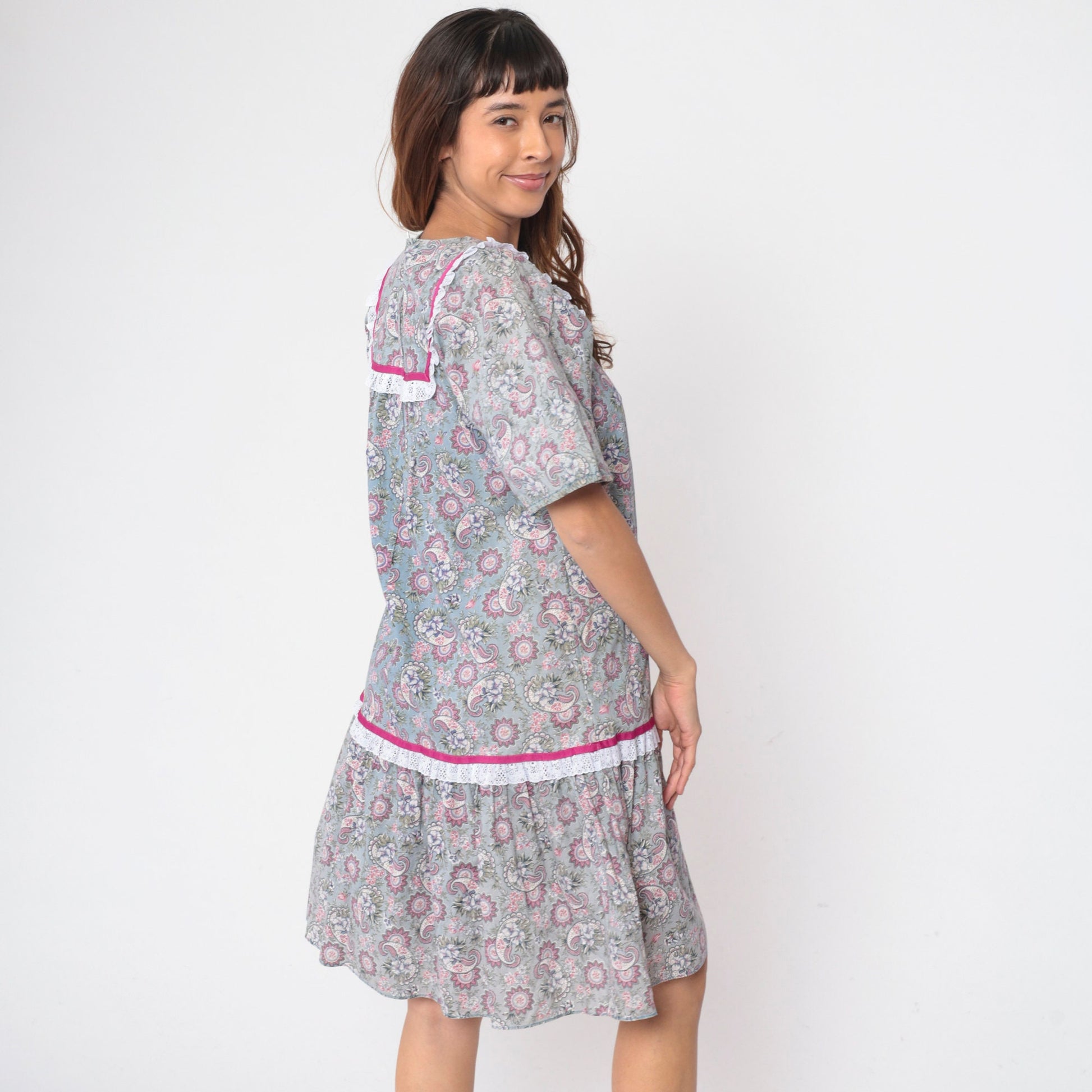 80s Paisley Floral Midi Dress Lace Yoke Tent Cut Ruffled Hem Cotton Small