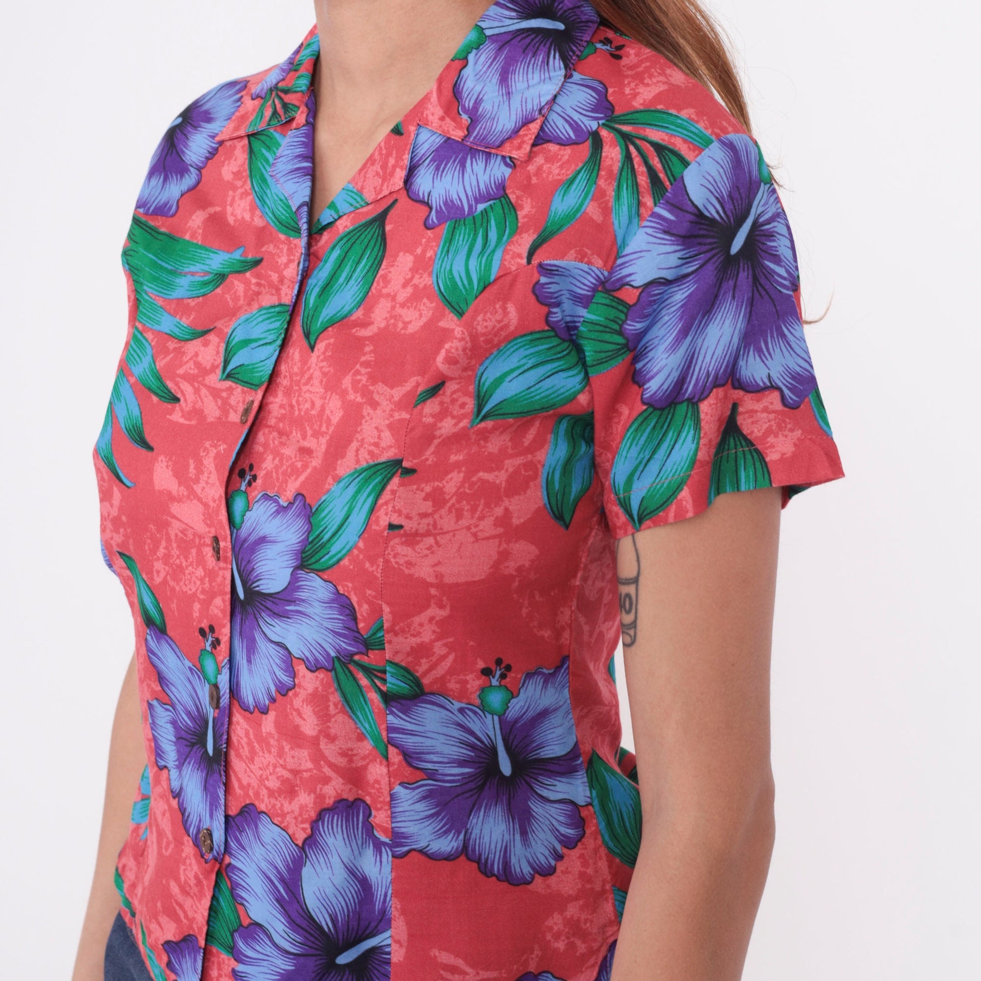 90s Red Tropical Floral Hibiscus Button-Up Blouse Short Sleeve Small