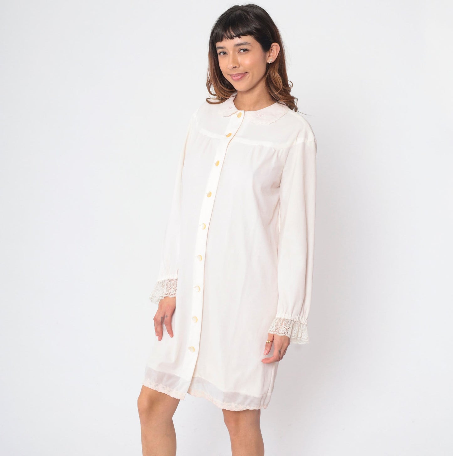 70s Floral Embroidered Nylon Lounge Dress Cream Button-Up Nightie Medium Large