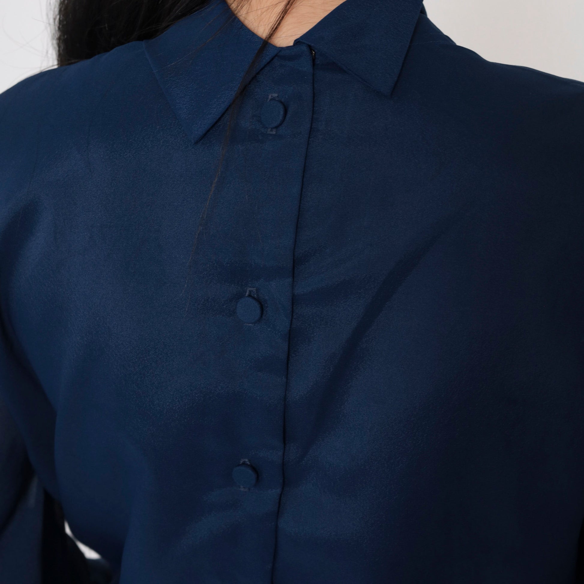 70s Navy Two Piece Dress Set Long Sleeve Blouse Mini Skirt Ascot Tie Large L