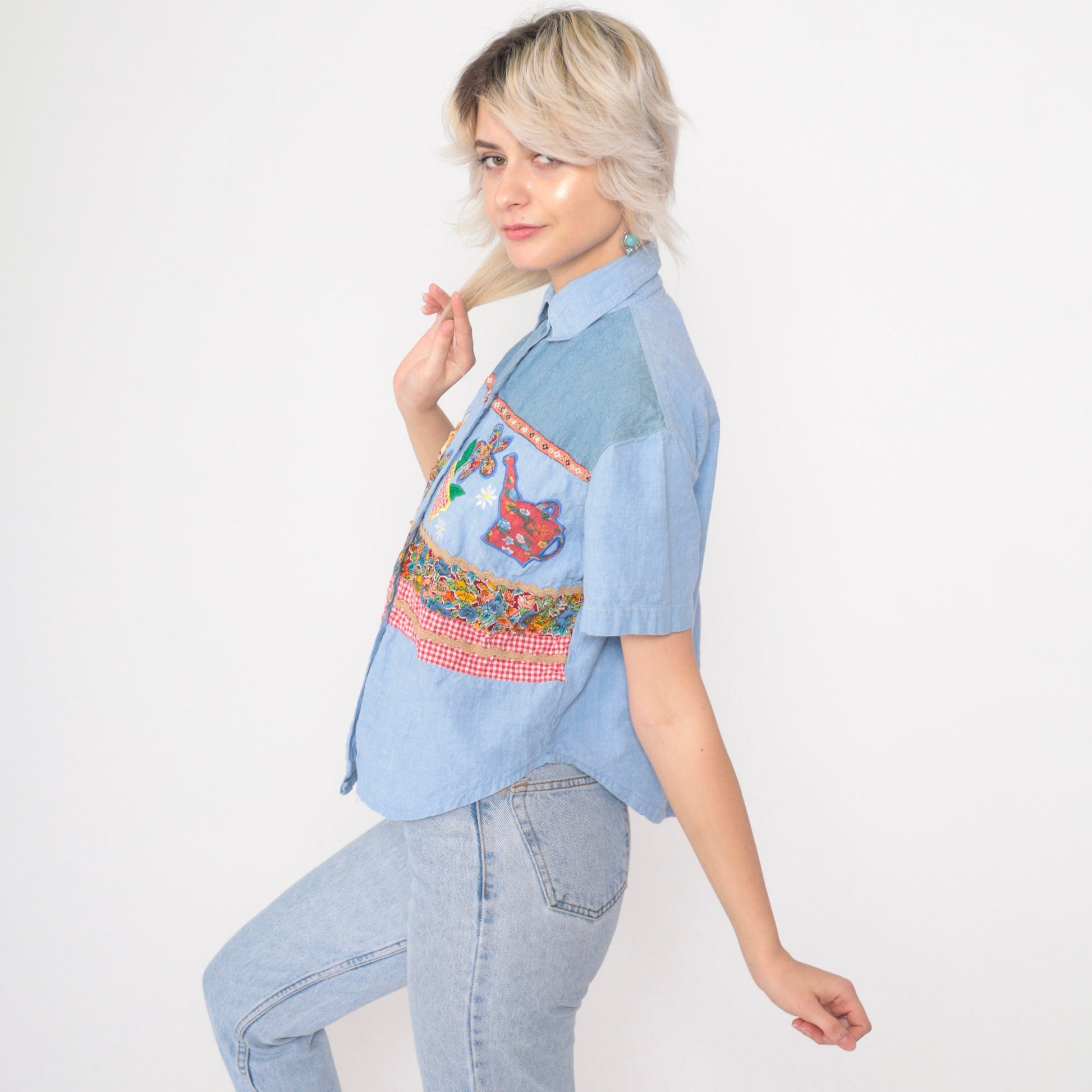 90s Victoria Jones Chambray Blouse Beaded Floral Embroidered Denim Blue Medium Petite